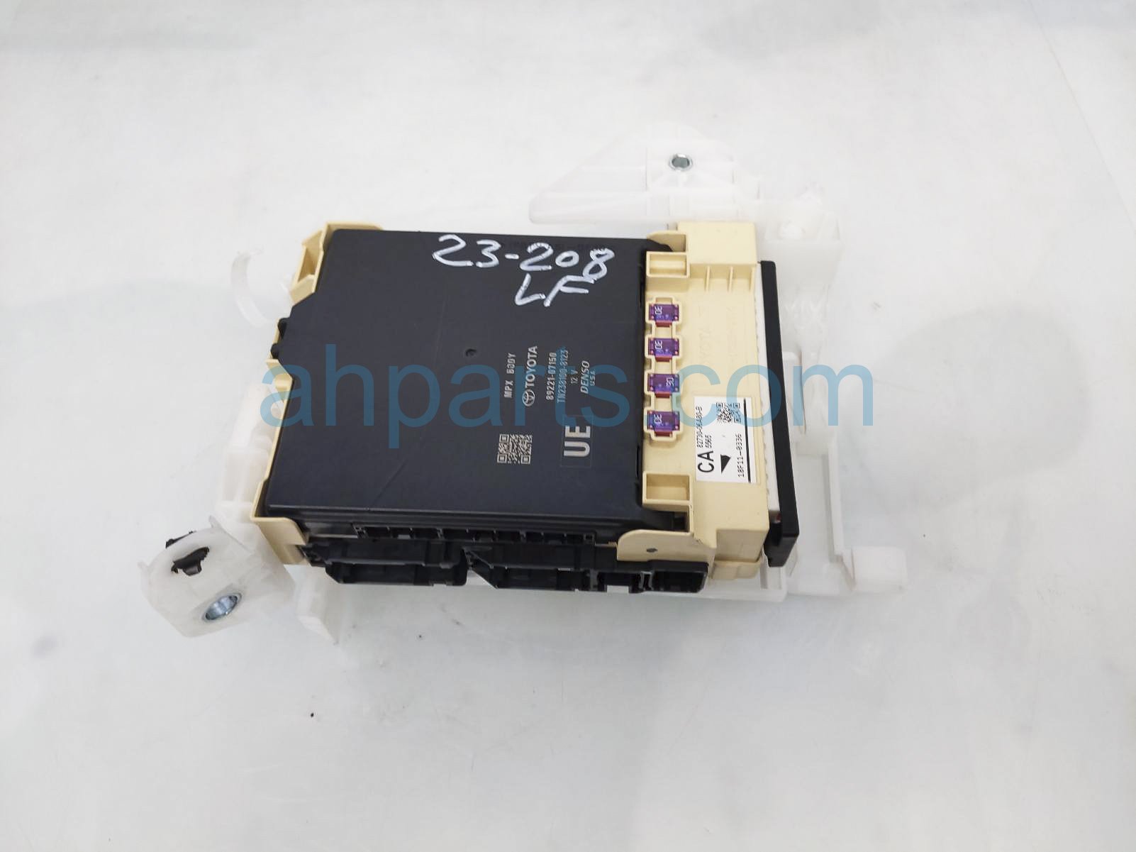 $90 Toyota MULTIPLEX NETWORK CONTROL UNIT $90 Toyota MULTIPLEX NETWORK CONTROL UNIT