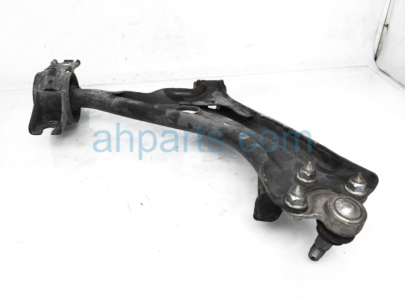 $99 Honda FR/LH LOWER CONTROL ARM - Si - MT $99 Honda FR/LH LOWER CONTROL ARM - Si - MT
