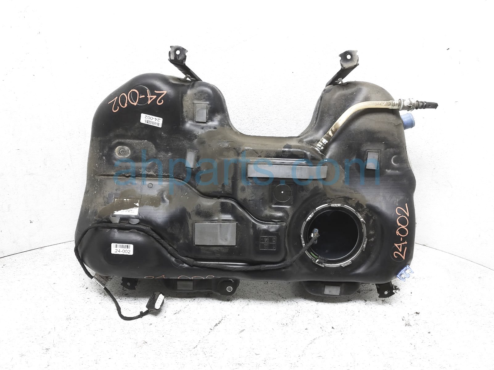 $200 Mercedes GAS / FUEL TANK $200 Mercedes GAS / FUEL TANK