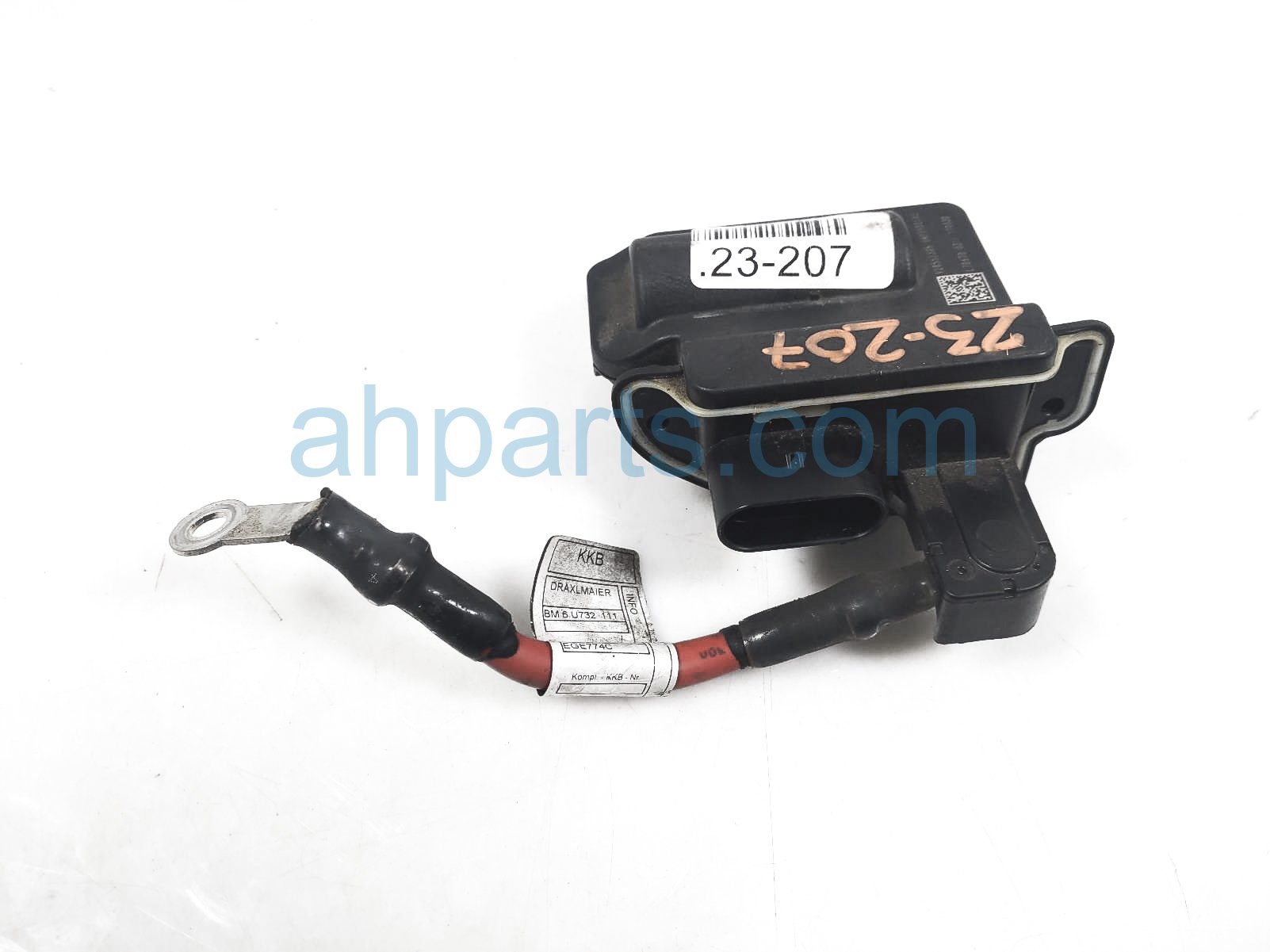 $45 BMW BATTERY DISTRUBTOR ASSY - 3.0L $45 BMW BATTERY DISTRUBTOR ASSY - 3.0L