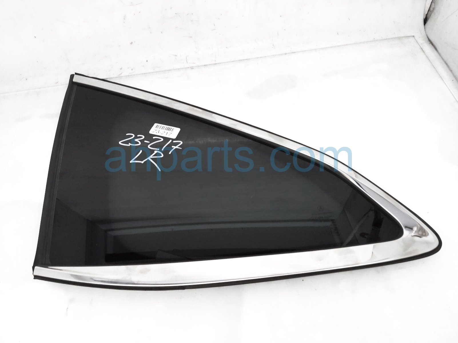 $145 Acura LH QUARTER WINDOW GLASS