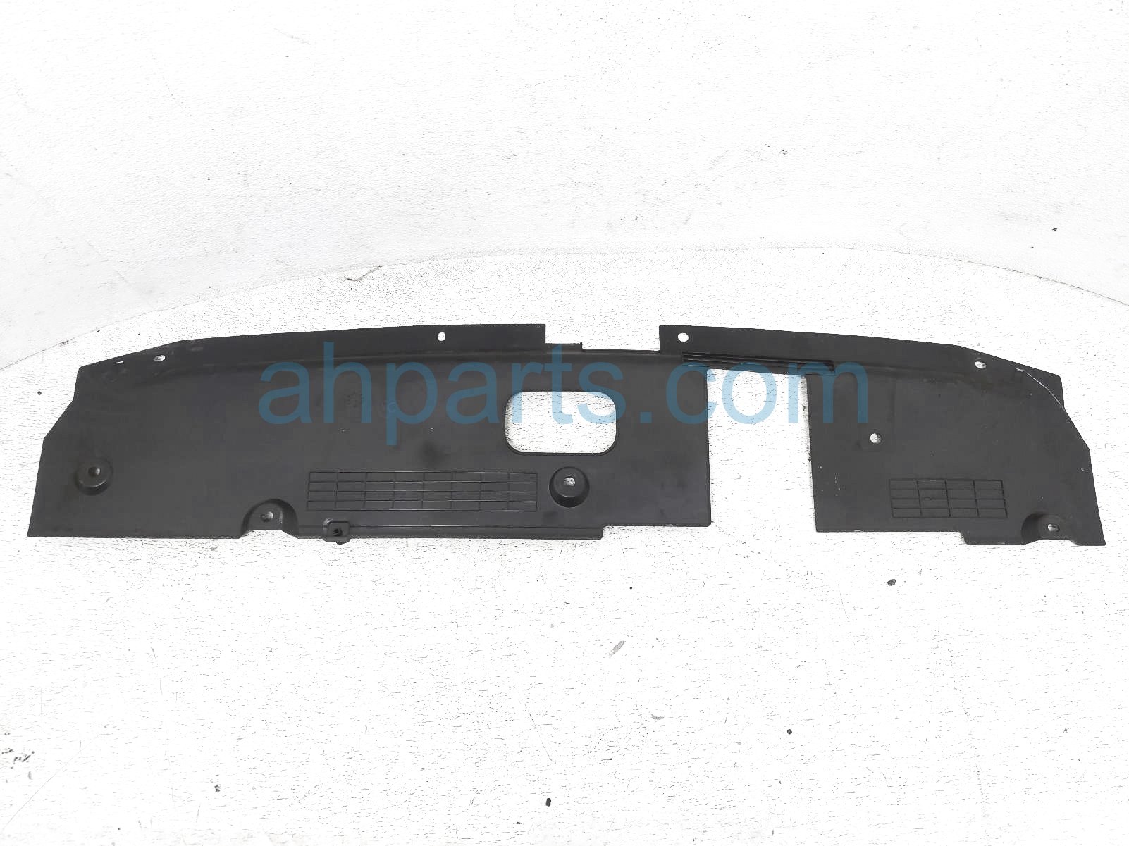 $100 Nissan UPPER GRILLE ENGINE SIGHT SHIELD $100 Nissan UPPER GRILLE ENGINE SIGHT SHIELD