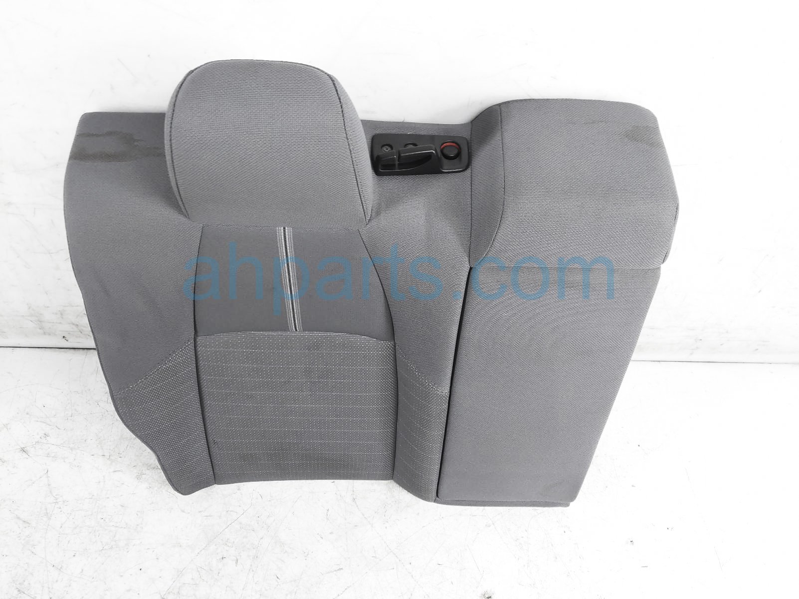 $99 Toyota RR/RH UPPER SEAT - GREY CLOTH $99 Toyota RR/RH UPPER SEAT - GREY CLOTH