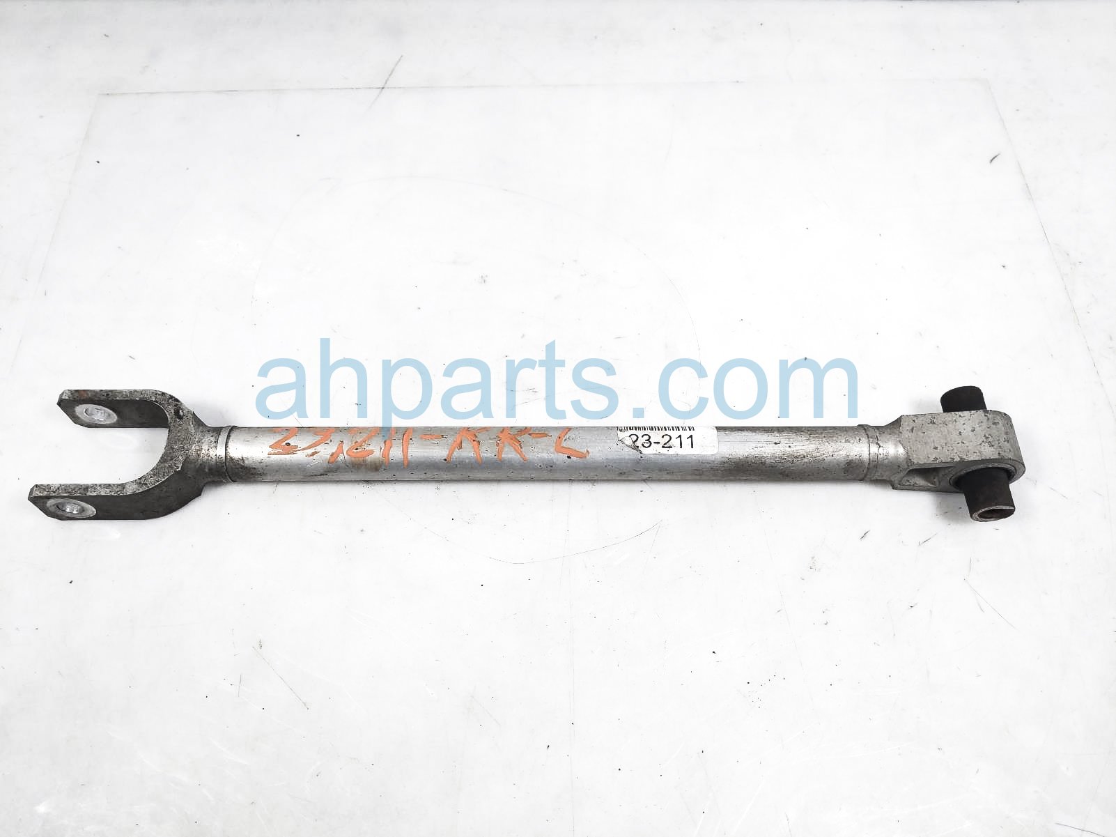 $50 Infiniti RR/LH REARWARD LOWER CONTROL ROD $50 Infiniti RR/LH REARWARD LOWER CONTROL ROD