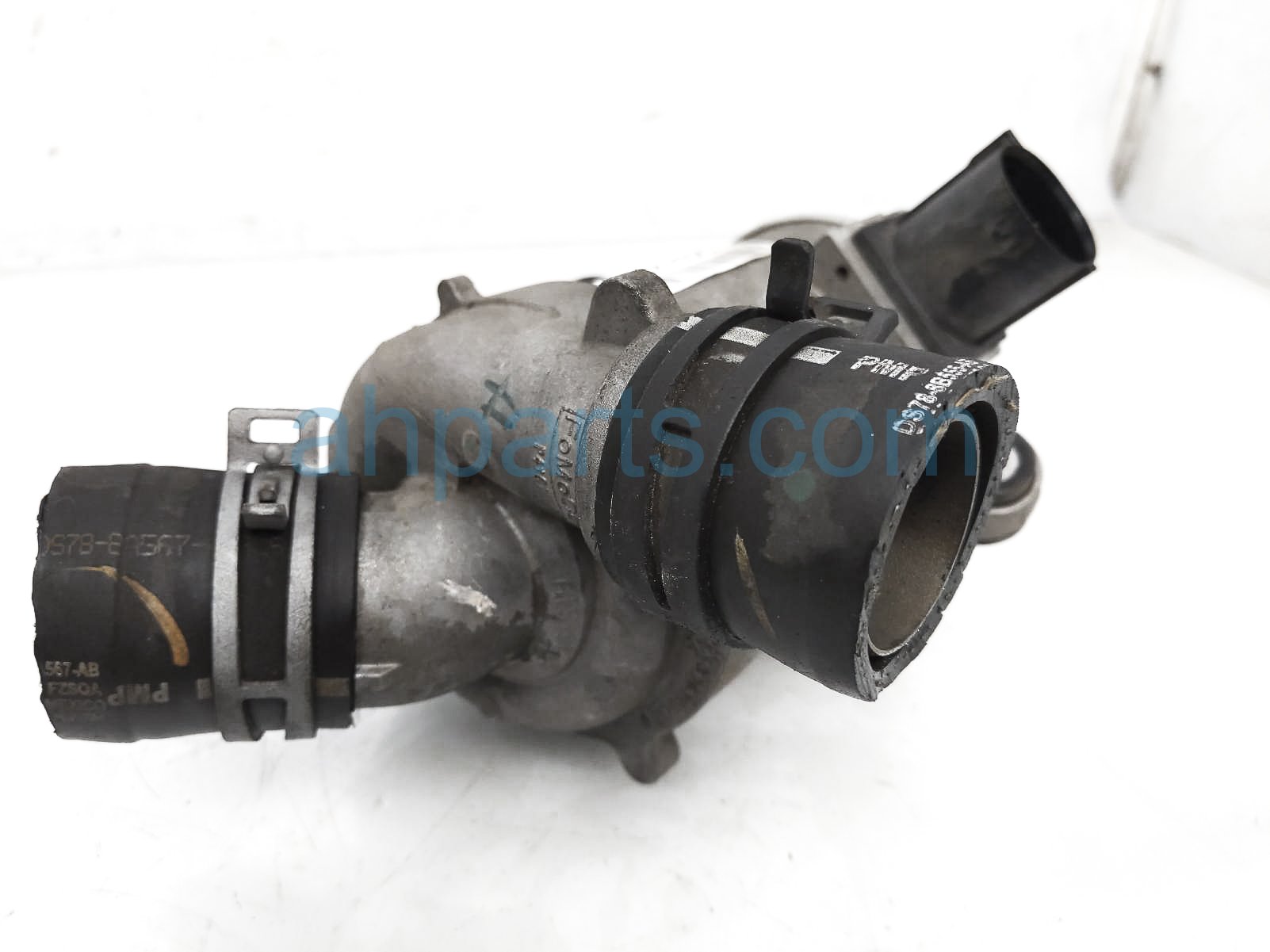$125 Ford AUXILIARY WATER PUMP ASSY