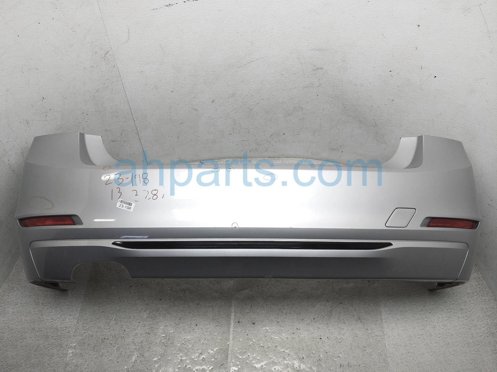 $250 BMW REAR BUMPER COVER - SILVER - NOTES $250 BMW REAR BUMPER COVER - SILVER - NOTES