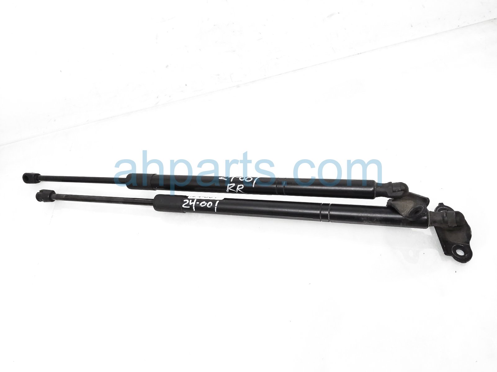 $25 Toyota LH/RHTAILGATE STRUT / LIFT CYLINDER $25 Toyota LH/RHTAILGATE STRUT / LIFT CYLINDER