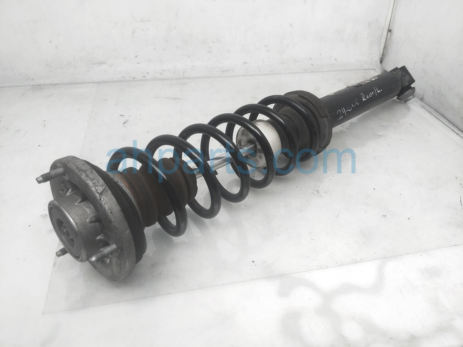 $69 BMW RR/LH STRUT + SPRING