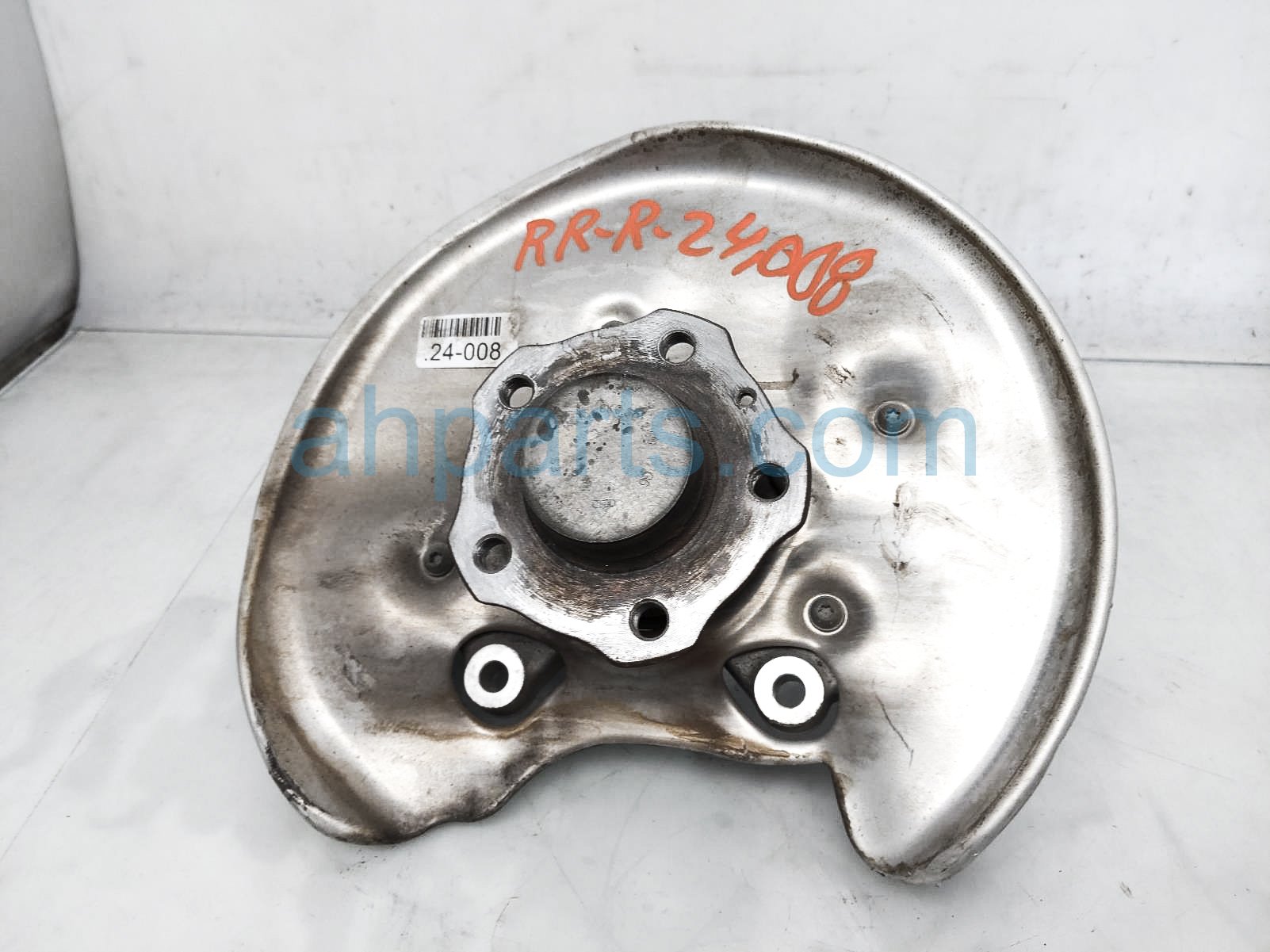 $109 Audi RR/RH SPINDLE KNUCKLE HUB $109 Audi RR/RH SPINDLE KNUCKLE HUB
