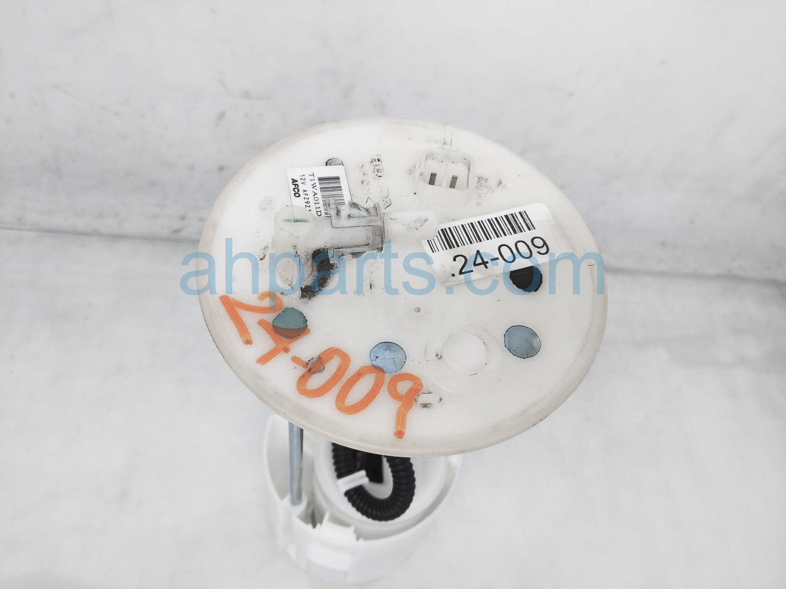 $100 Honda GAS / FUEL PUMP (TANK MOUNTED) $100 Honda GAS / FUEL PUMP (TANK MOUNTED)