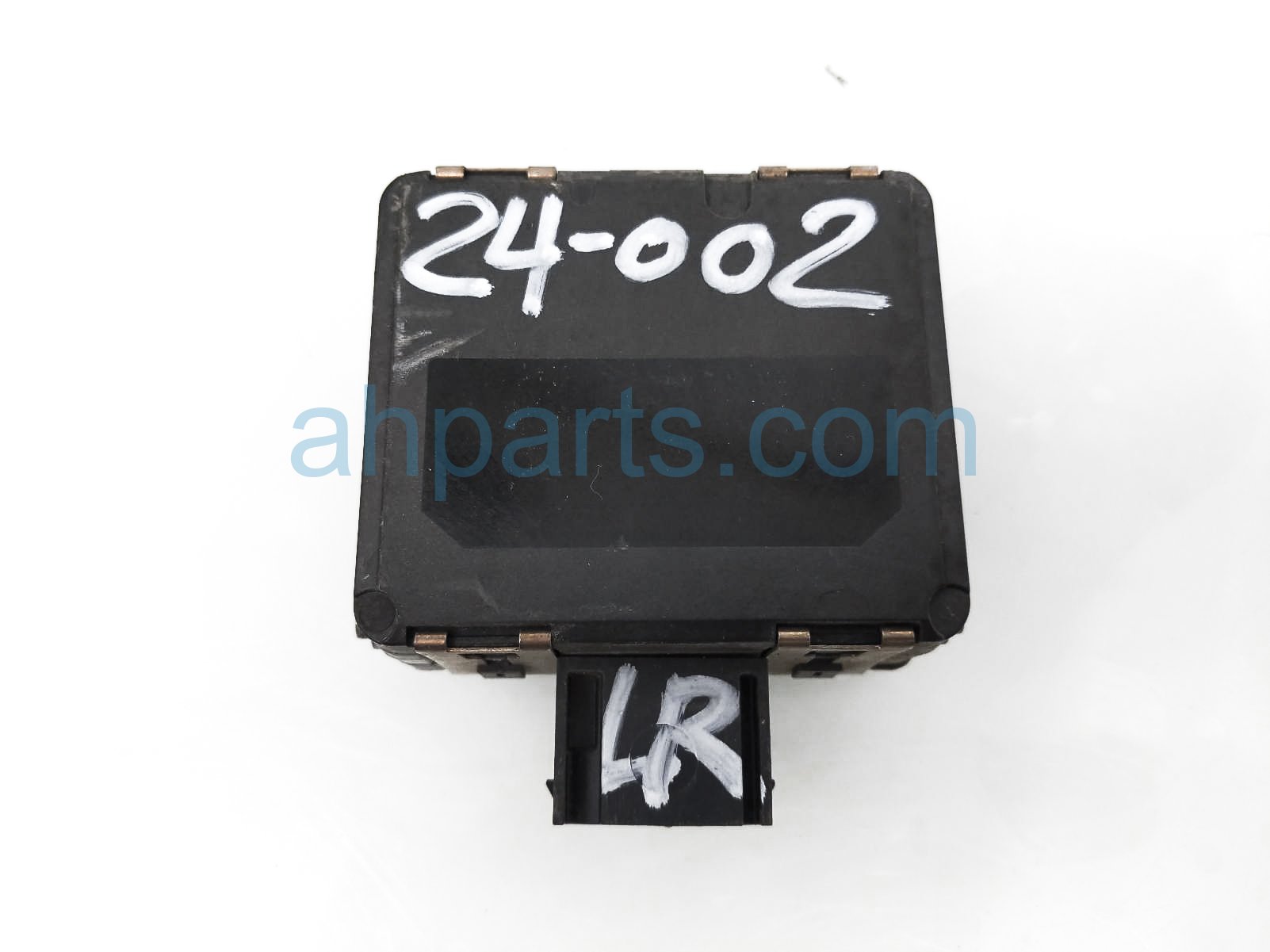 $99 Mercedes REAR LH BLIND SPOT RADAR UNIT $99 Mercedes REAR LH BLIND SPOT RADAR UNIT