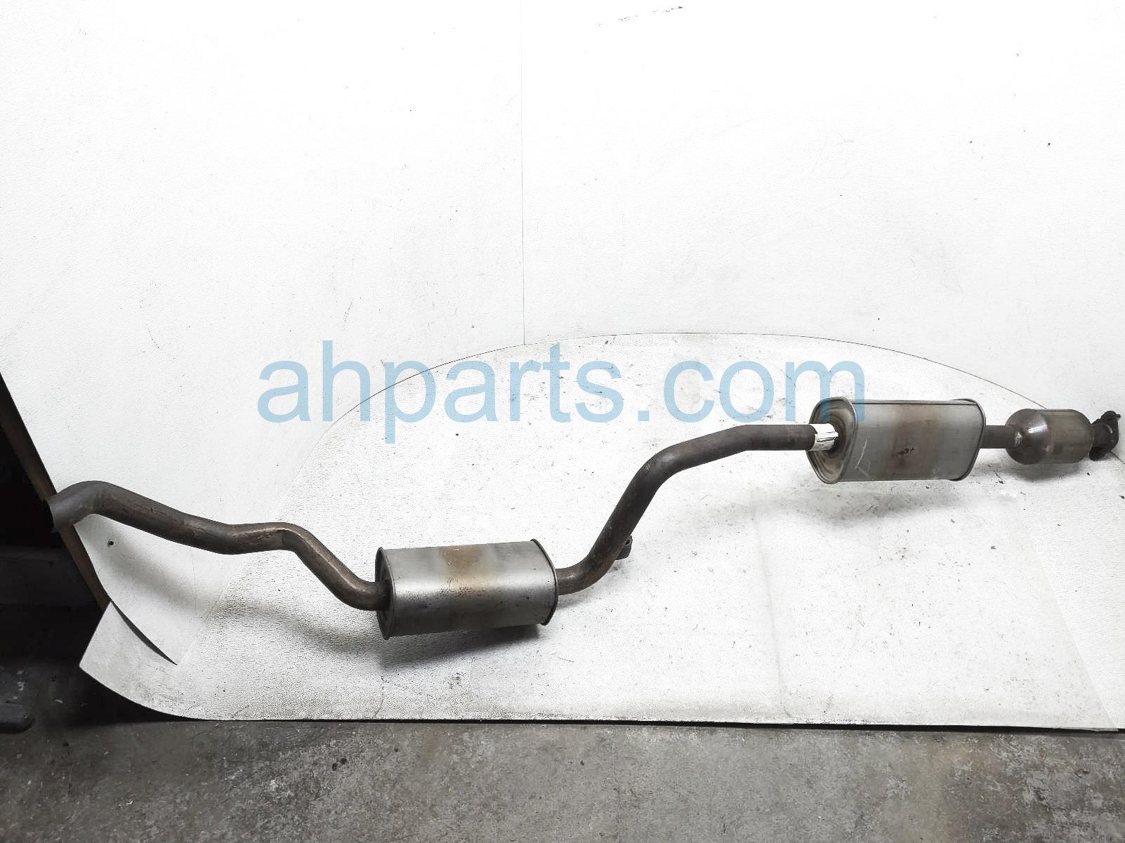 $450 Ford EXHAUST MUFFLER & RESONATOR ASSY $450 Ford EXHAUST MUFFLER & RESONATOR ASSY