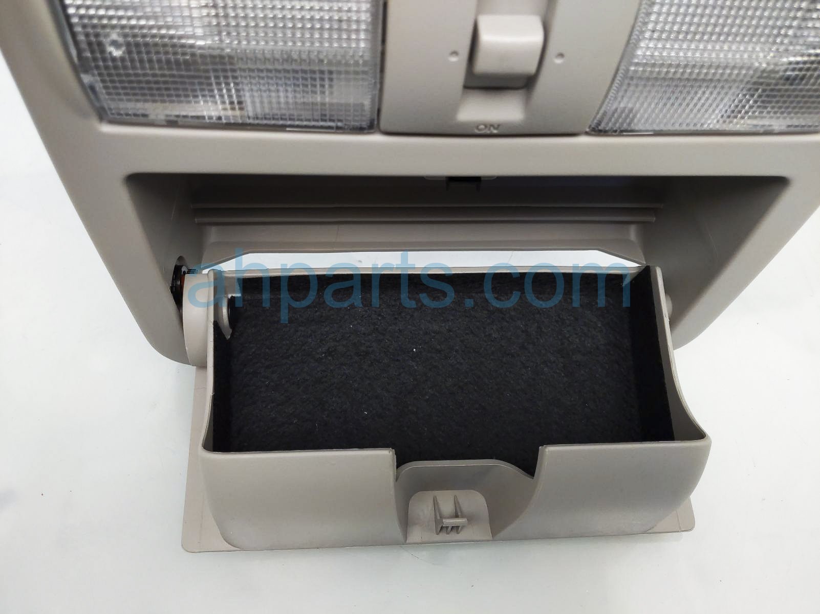 Sold 2021 Nissan Titan Roof Console / Map Light - Grey 26430