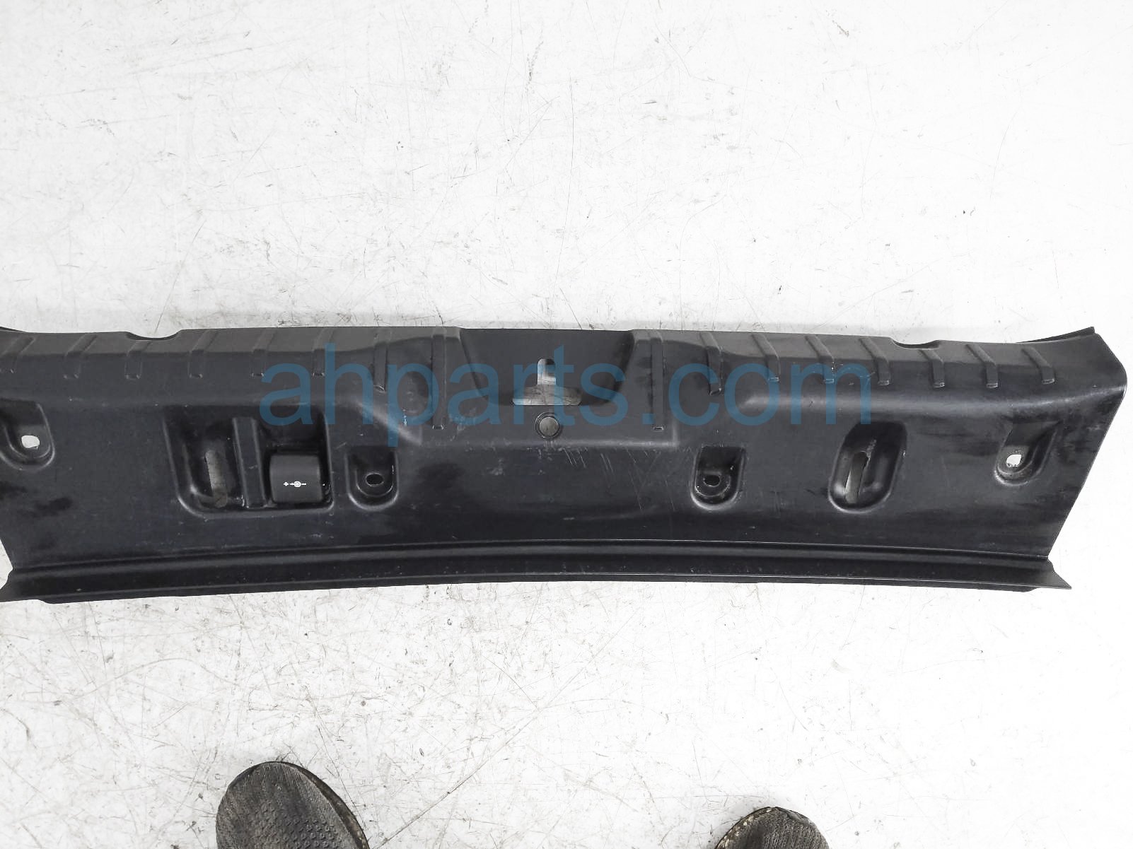 $25 BMW REAR CARGO TRUNK SCUFF SILL PANEL $25 BMW REAR CARGO TRUNK SCUFF SILL PANEL