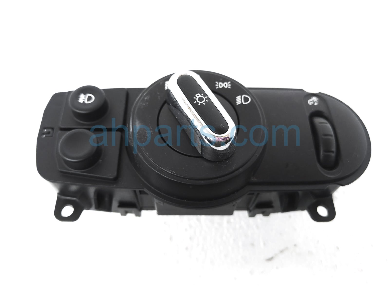 $35 BMW HEADLAMP SWITCH ASSY (ON DASH) $35 BMW HEADLAMP SWITCH ASSY (ON DASH)