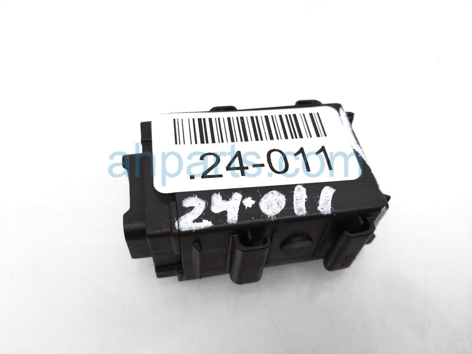 $35 Nissan GATEWAY CONTROLLER MODULE UNIT $35 Nissan GATEWAY CONTROLLER MODULE UNIT