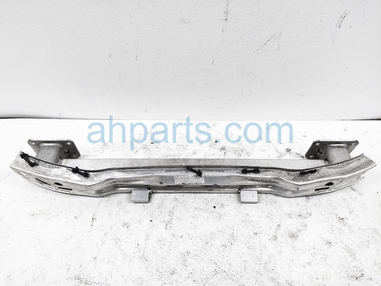 $99 BMW REAR BUMPER REINFORCEMENT BAR $99 BMW REAR BUMPER REINFORCEMENT BAR
