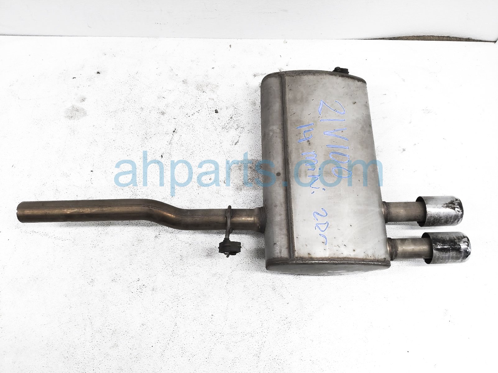 $150 BMW EXHAUST PIPE & MUFFLER ASSY $150 BMW EXHAUST PIPE & MUFFLER ASSY