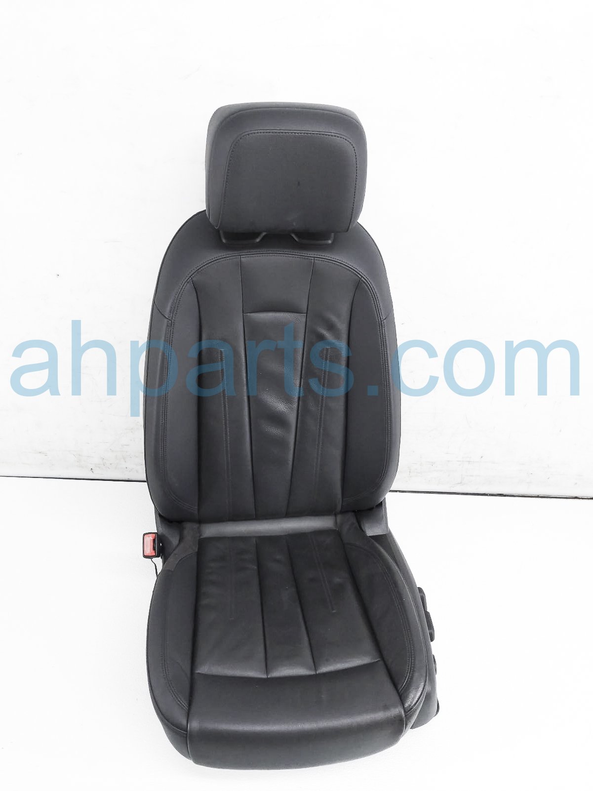 $175 Audi FR/LH SEAT - BLACK W/ AIRBAG $175 Audi FR/LH SEAT - BLACK W/ AIRBAG