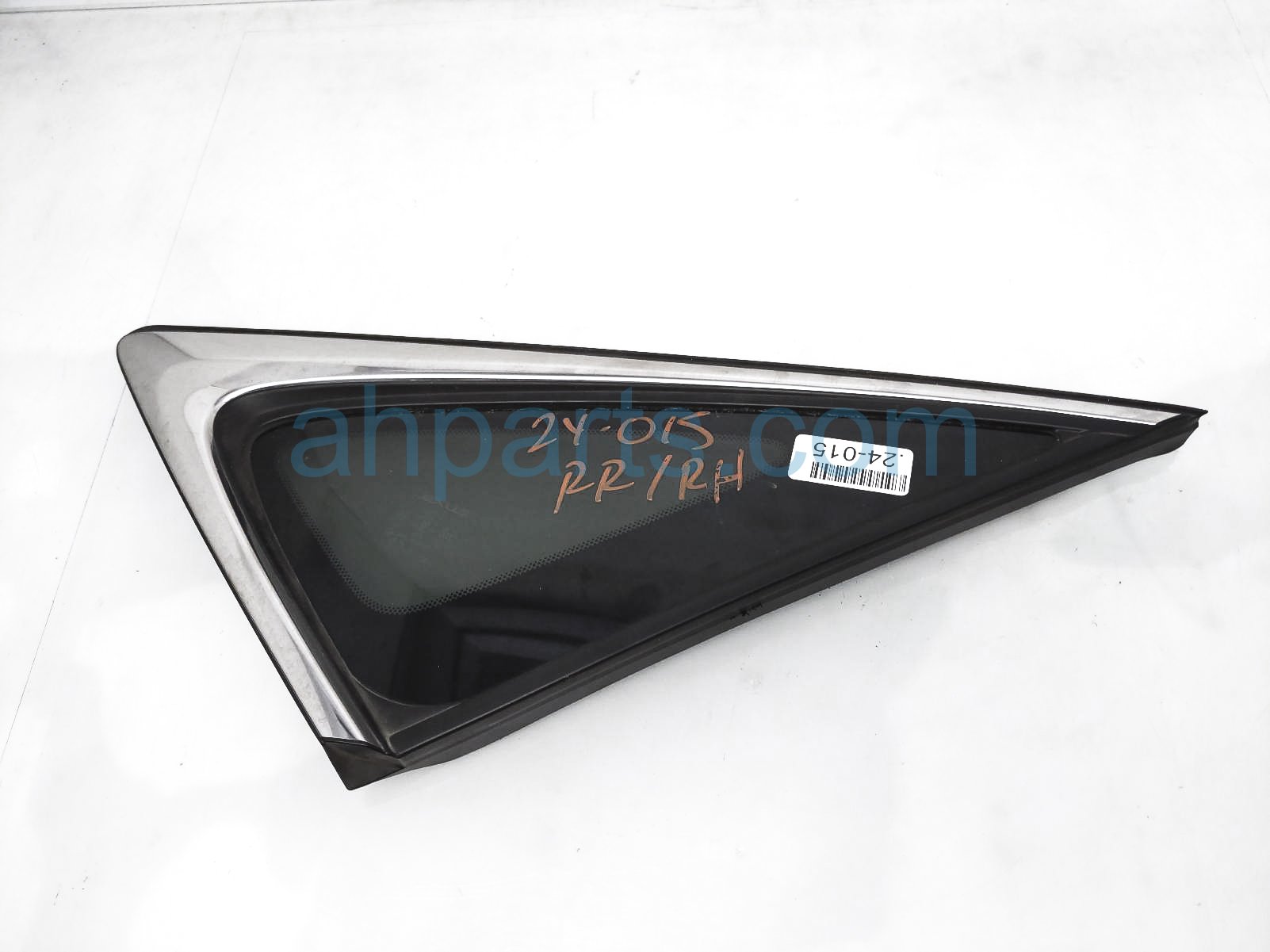 $50 Lexus RH QUARTER WINDOW GLASS $50 Lexus RH QUARTER WINDOW GLASS
