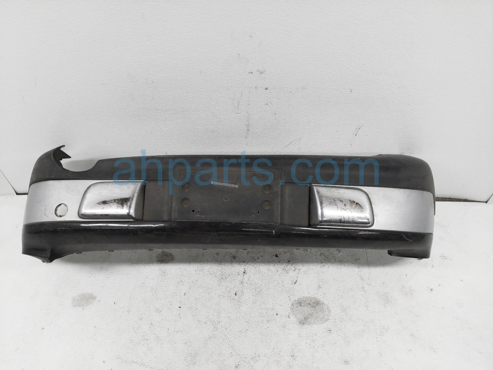 $175 BMW REAR BUMPER COVER - BLACK $175 BMW REAR BUMPER COVER - BLACK