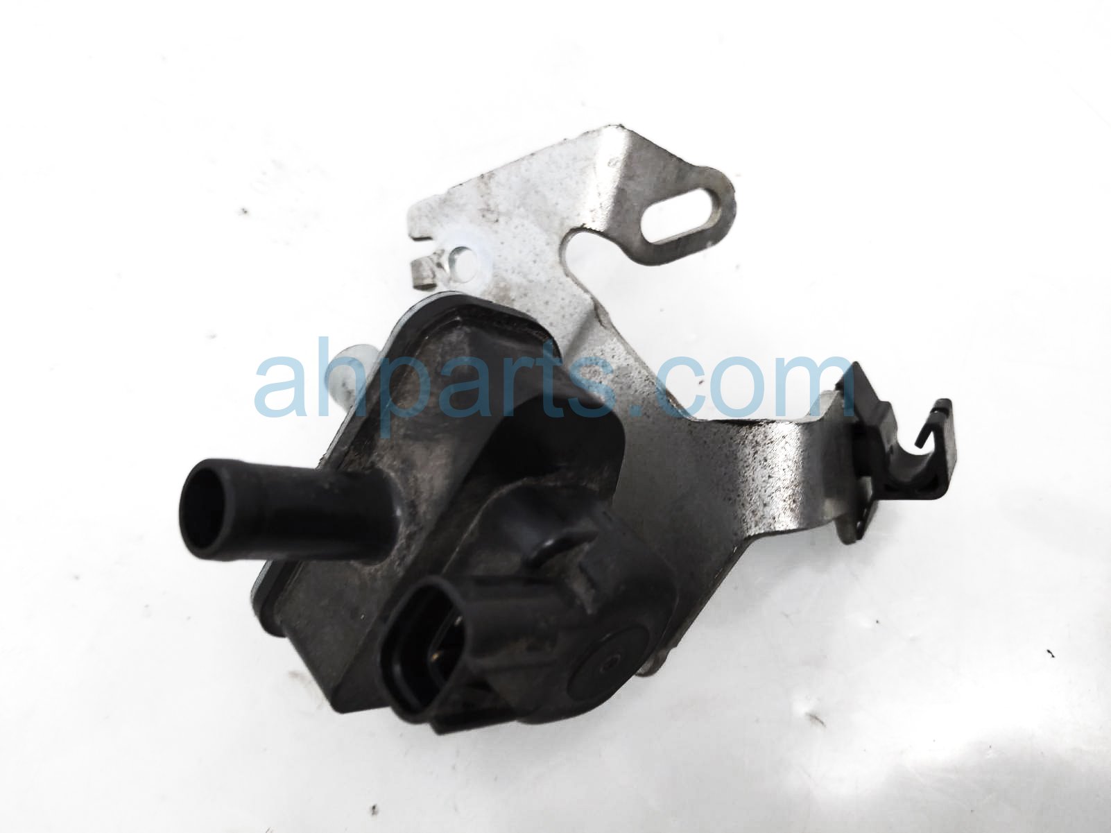 $50 Lexus VAPOR CANISTER PURGE SOLENOID $50 Lexus VAPOR CANISTER PURGE SOLENOID