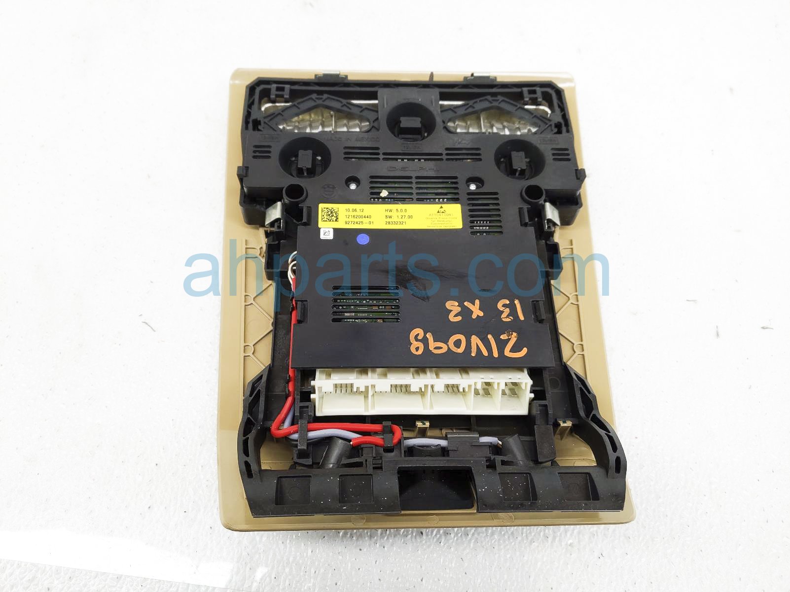 Sold 2013 BMW X3 Map Lamp / Overhead Console Beige 61 31 9 224 355 Replacement Sold 2013 BMW X3 Map Lamp / Overhead Console Beige 61 31 9 224 355 Replacement thumbnail