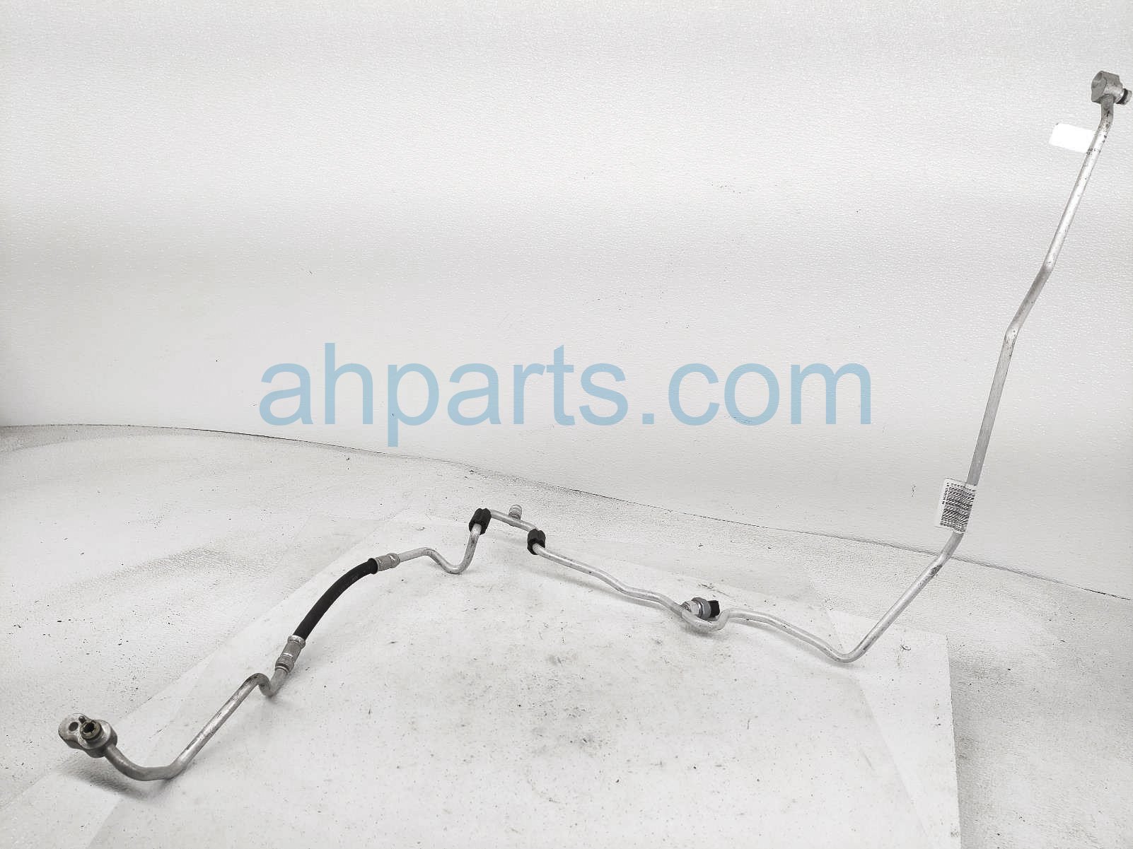 $75 BMW REAR AC LIQUID LINE 1.5L TURBO $75 BMW REAR AC LIQUID LINE 1.5L TURBO