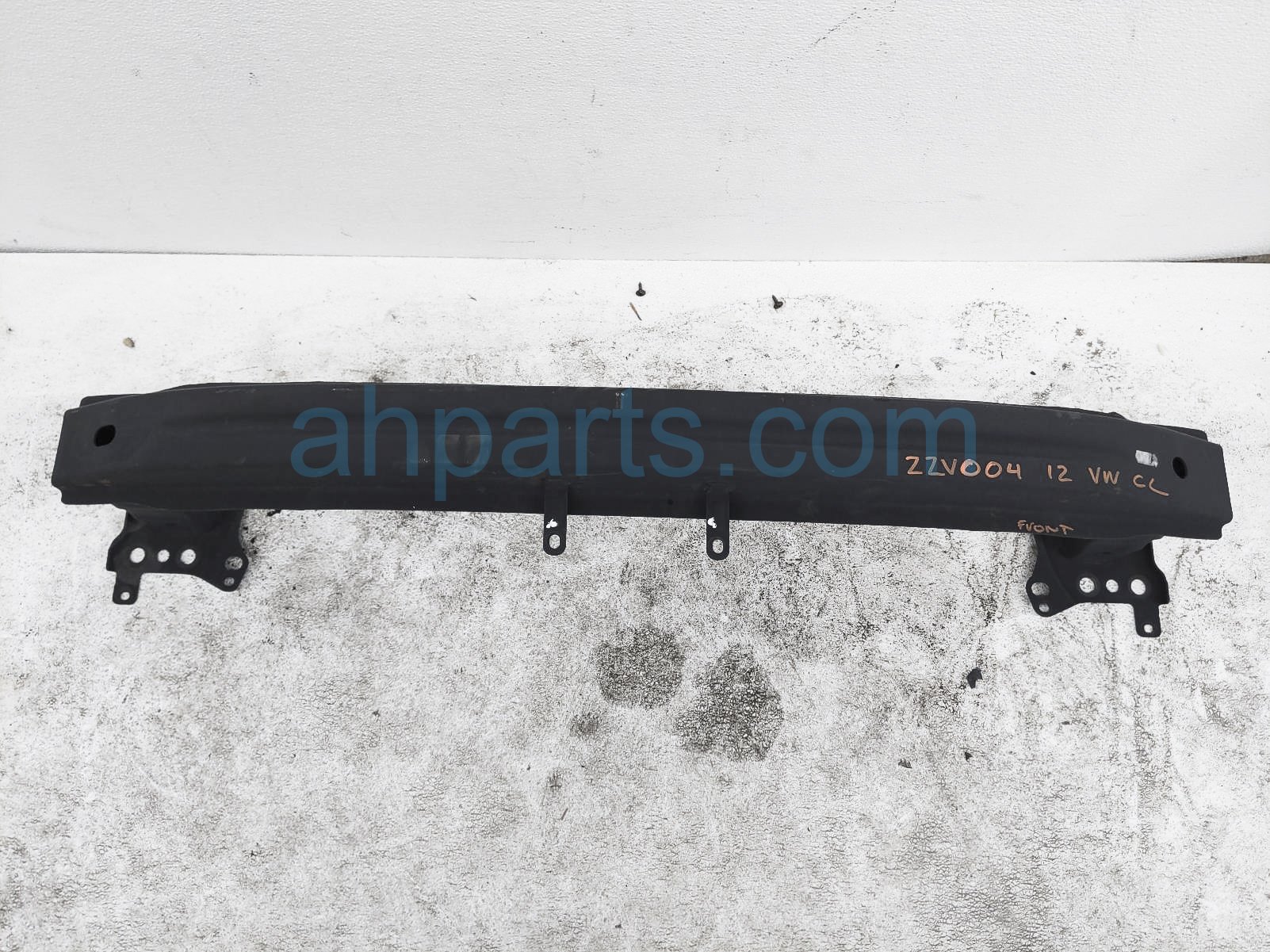 $50 Volkswagen FRONT BUMPER REINFORCEMENT BAR $50 Volkswagen FRONT BUMPER REINFORCEMENT BAR