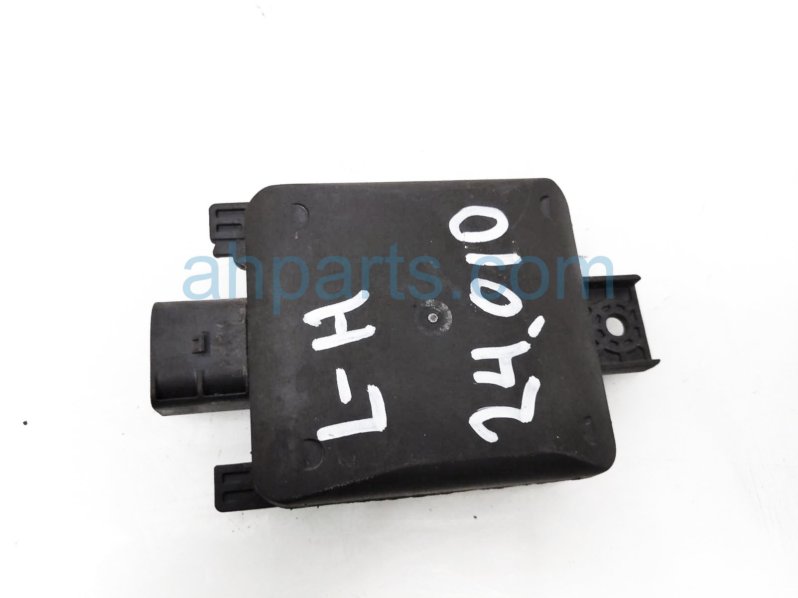 $150 Volkswagen RR/LH BLIND SPOT RADAR UNIT $150 Volkswagen RR/LH BLIND SPOT RADAR UNIT