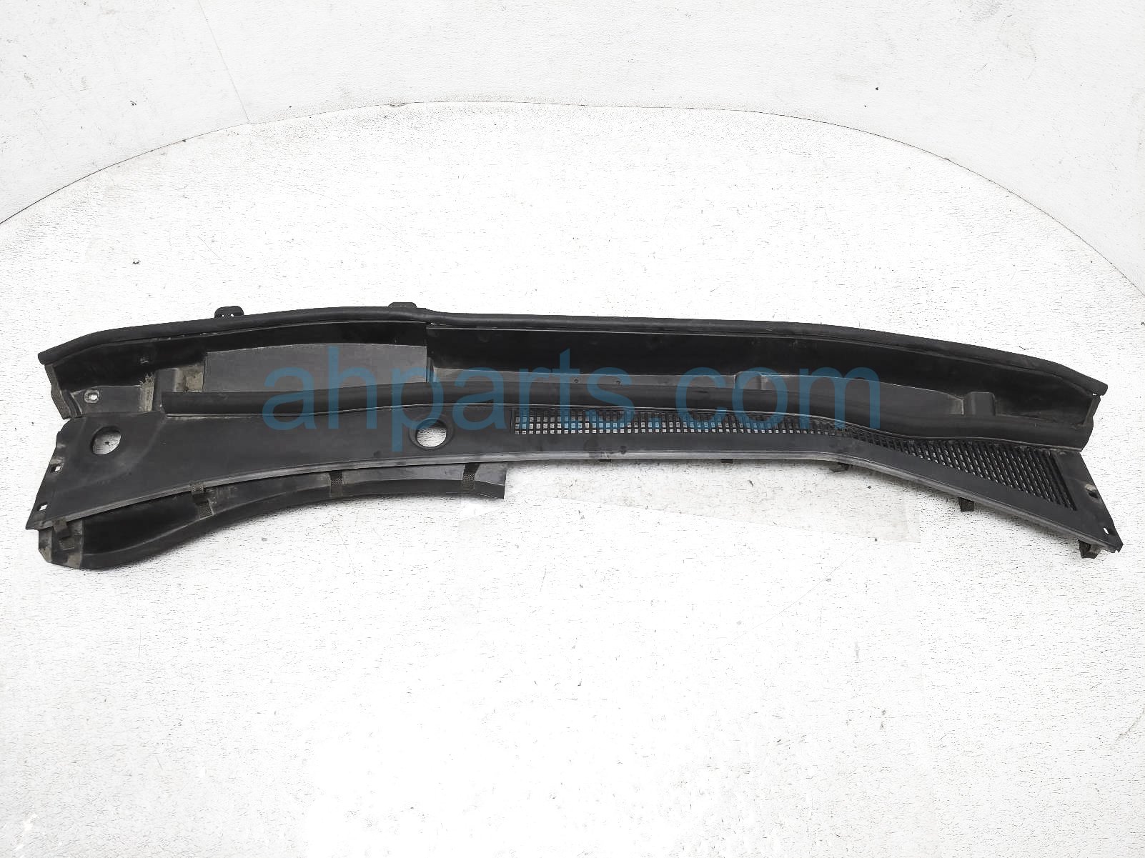 $100 Lexus WINDSHIELD COWL VENT PANEL $100 Lexus WINDSHIELD COWL VENT PANEL