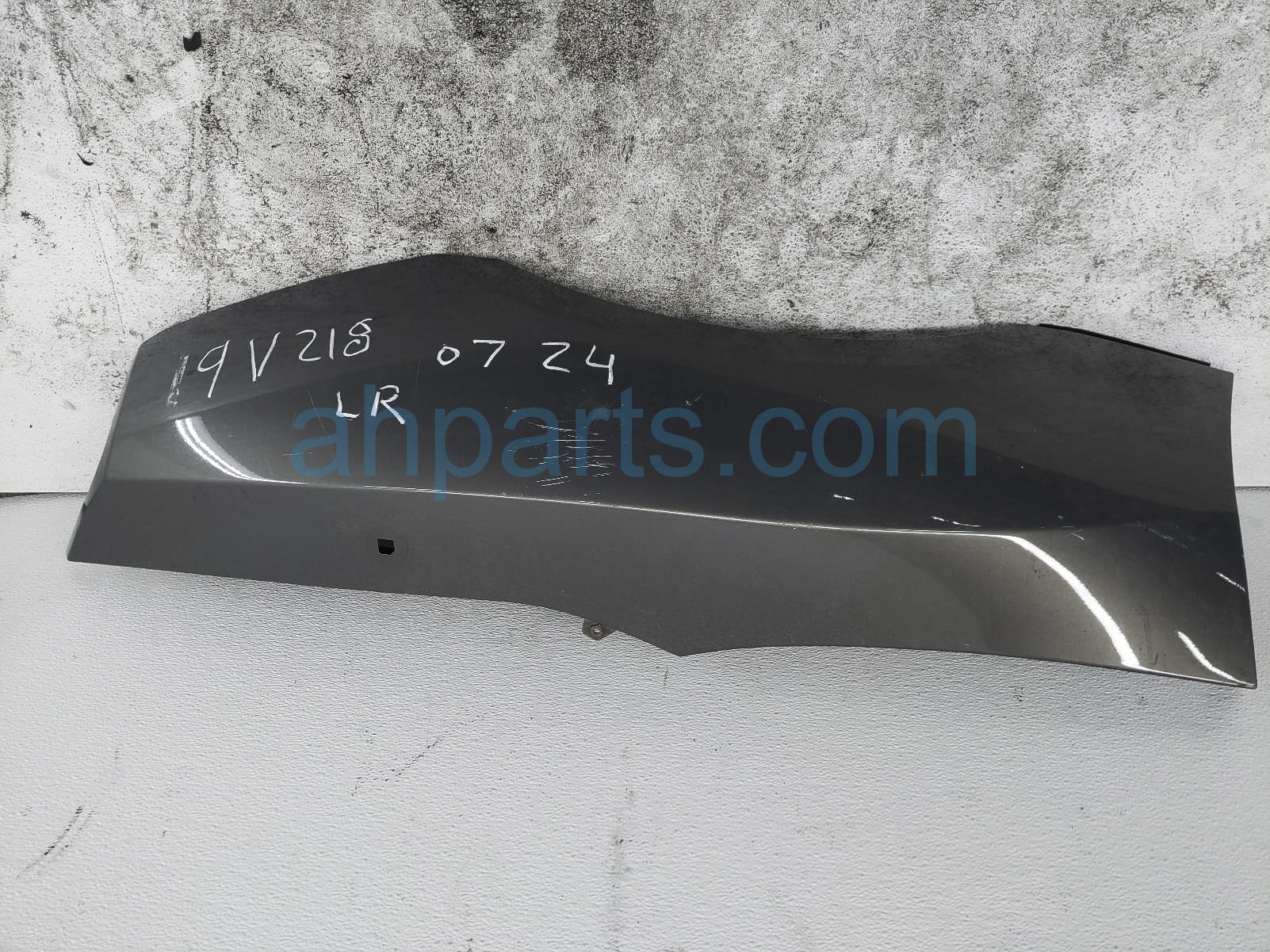 $200 BMW RR/LH QUARTER PANEL - GREY $200 BMW RR/LH QUARTER PANEL - GREY