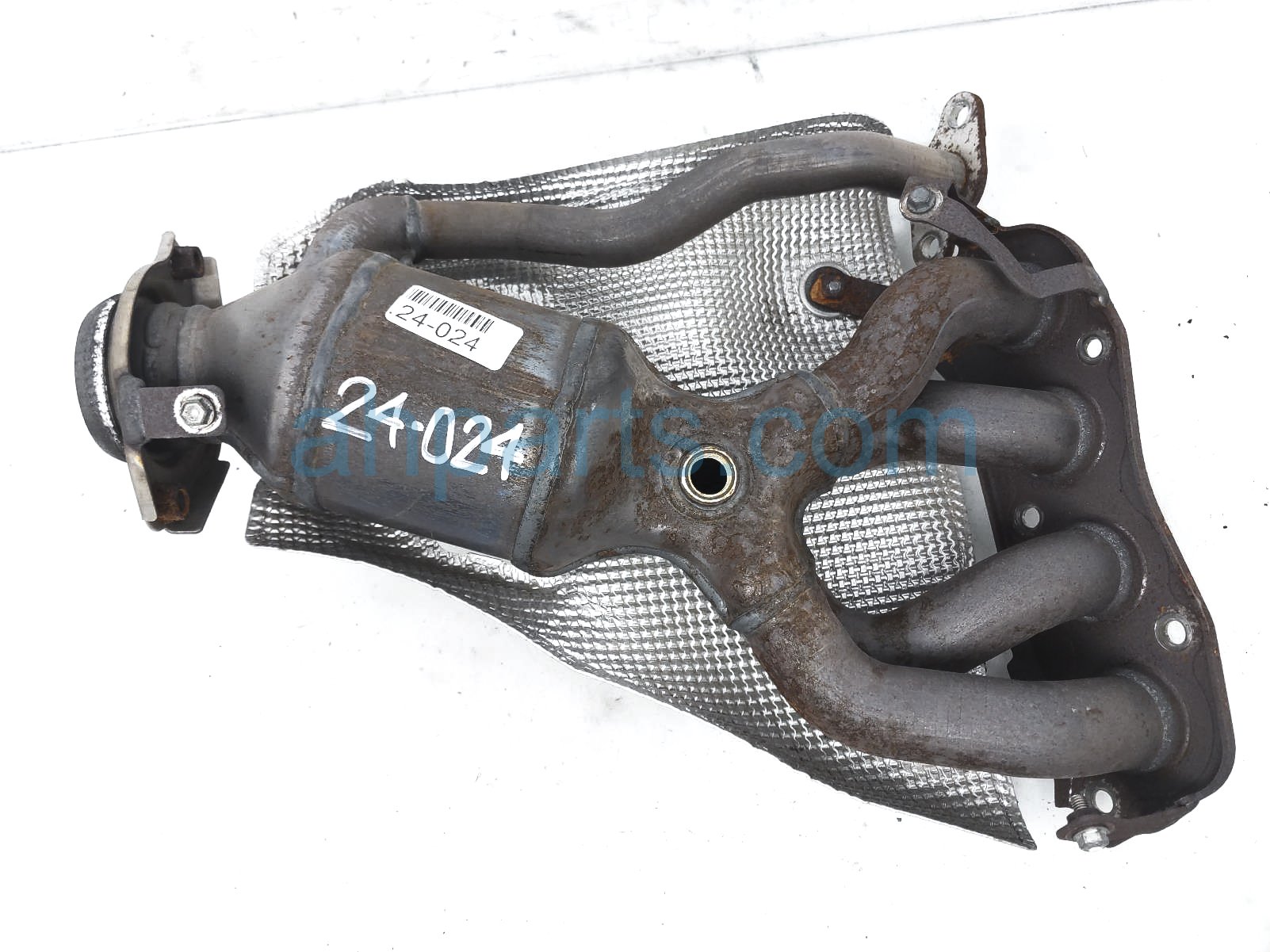 $299 Lexus EXHAUST CATALYTIC CONVERTER MANIFOLD $299 Lexus EXHAUST CATALYTIC CONVERTER MANIFOLD