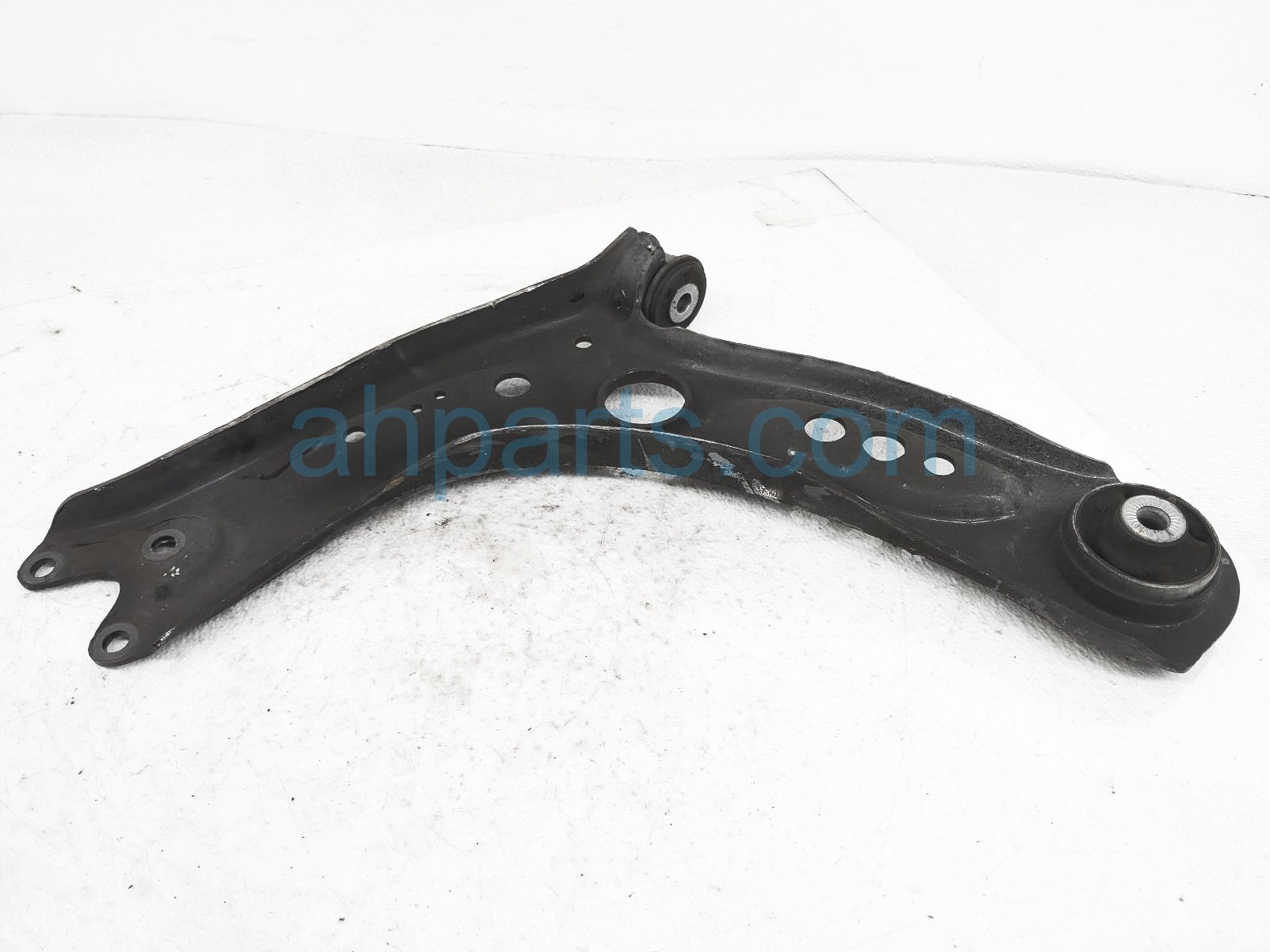 $140 Volkswagen FR/RH LOWER CONTROL ARM $140 Volkswagen FR/RH LOWER CONTROL ARM
