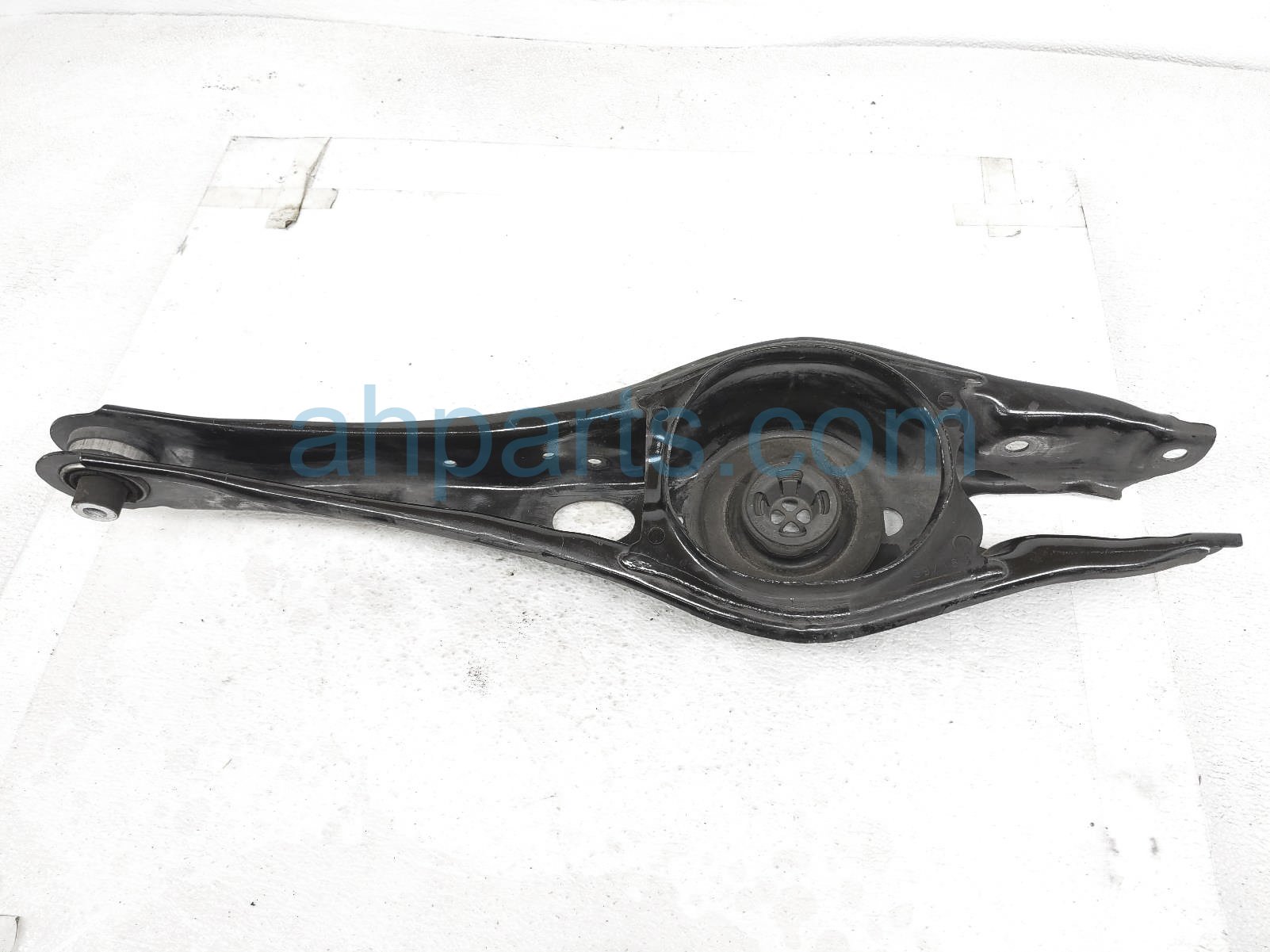 $50 Volkswagen RR/LH SPRING SEAT CONTROL ARM