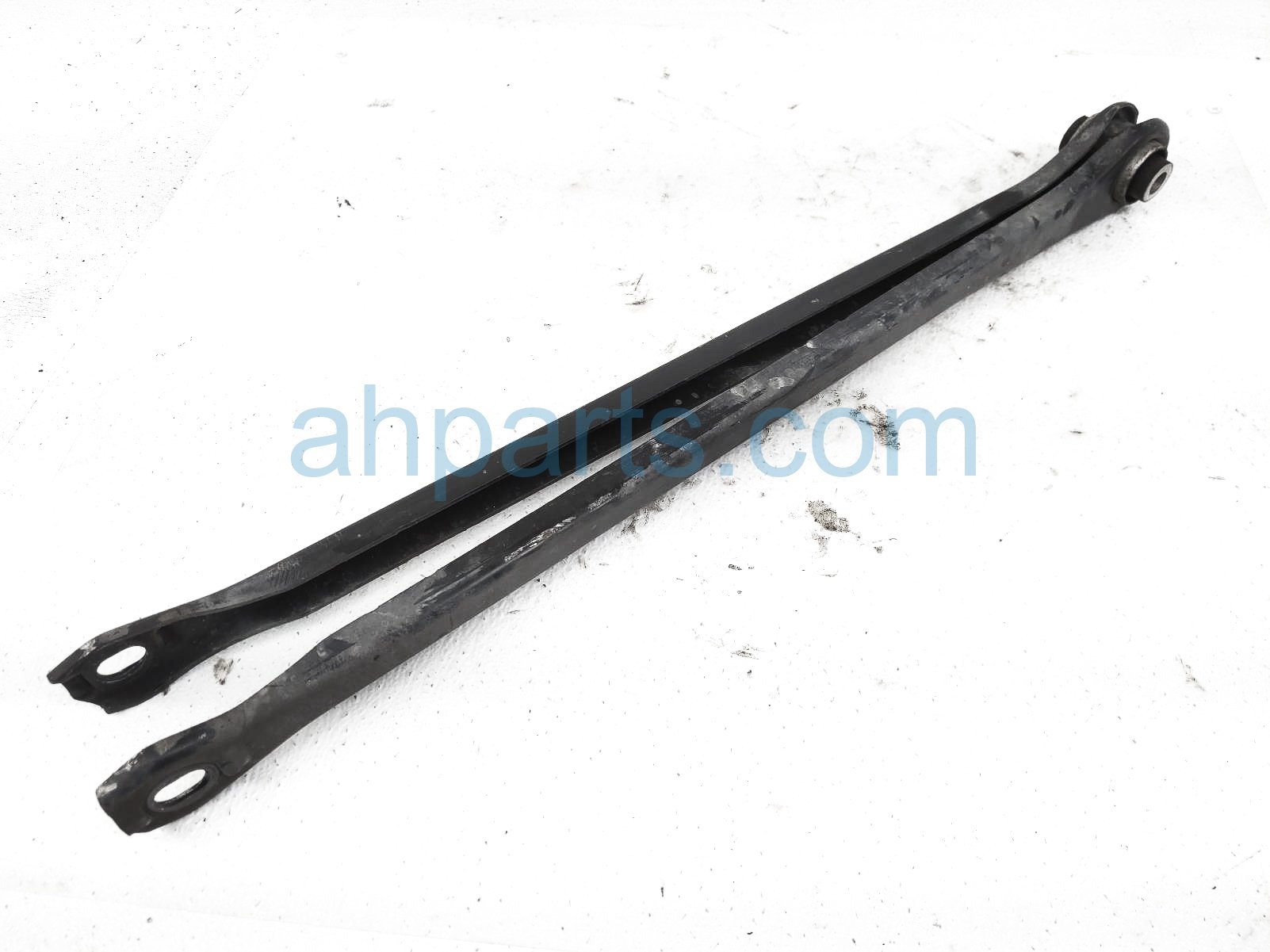 $35 BMW RR/RH LATERAL CONTROL ARM $35 BMW RR/RH LATERAL CONTROL ARM