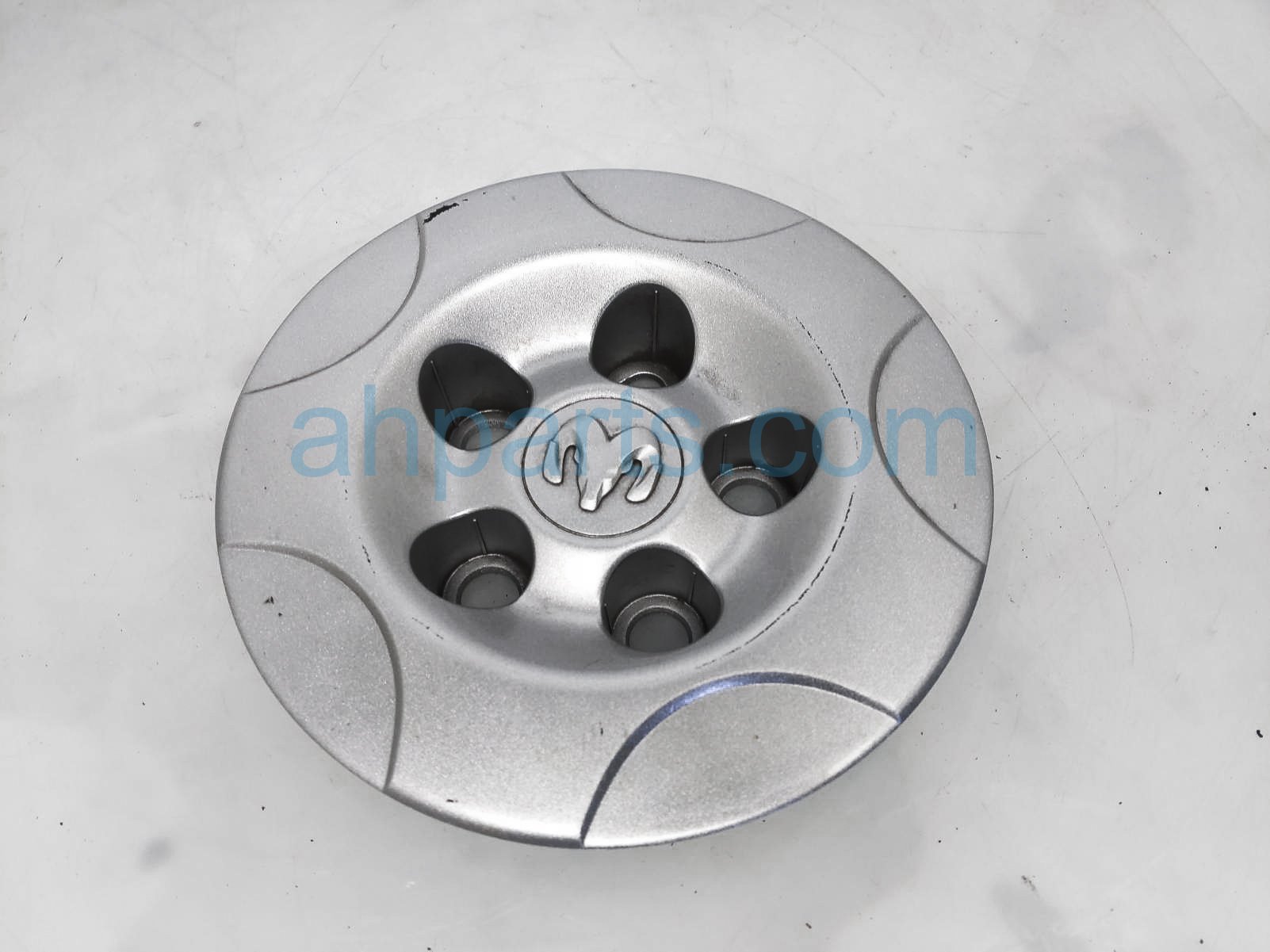 $25 Dodge CENTER WHEEL HUB CAP / WHEEL COVER $25 Dodge CENTER WHEEL HUB CAP / WHEEL COVER