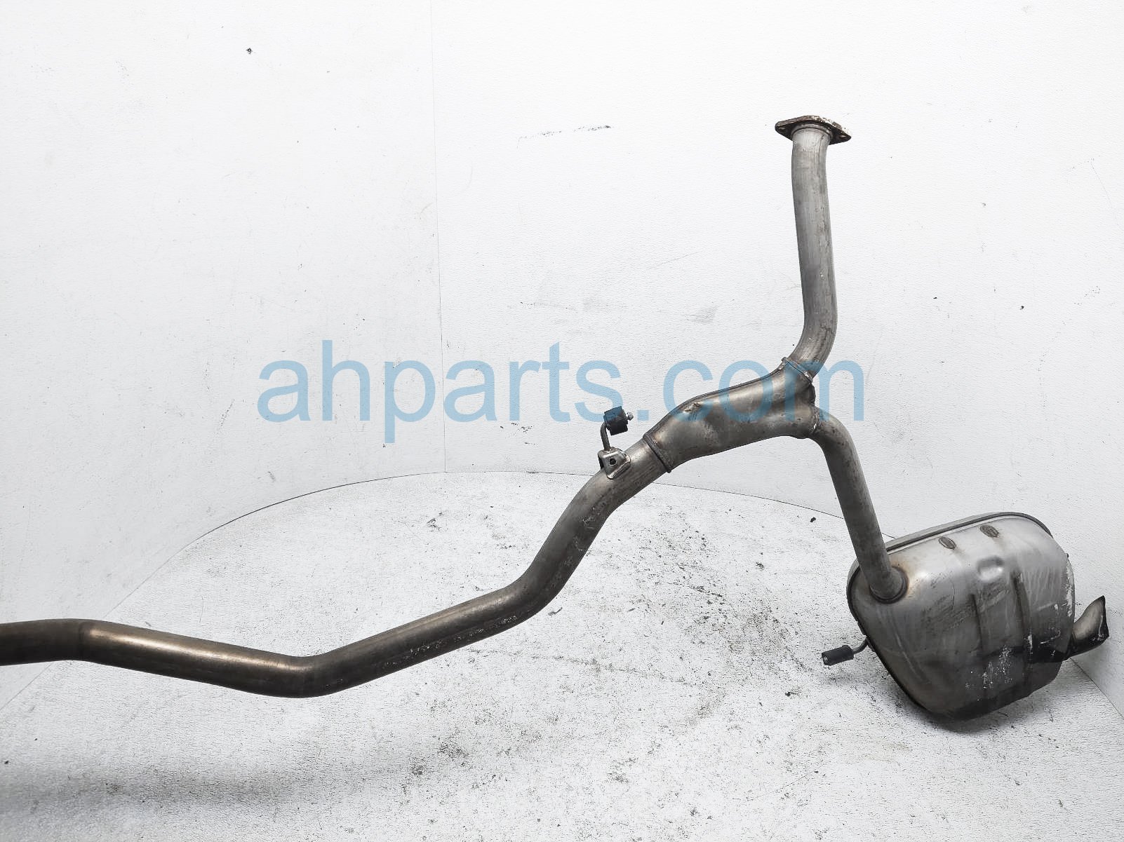 $200 Honda RH EXHAUST MUFFLER ASSY $200 Honda RH EXHAUST MUFFLER ASSY