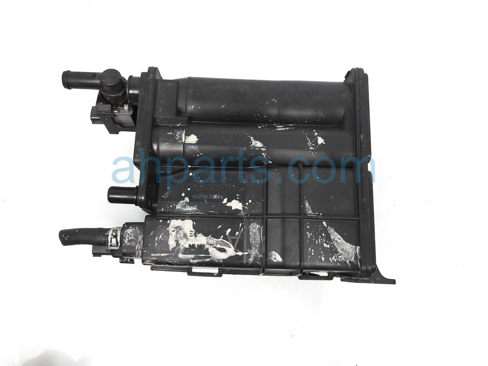 $99 Nissan FUEL VAPOR CANISTER UNIT $99 Nissan FUEL VAPOR CANISTER UNIT