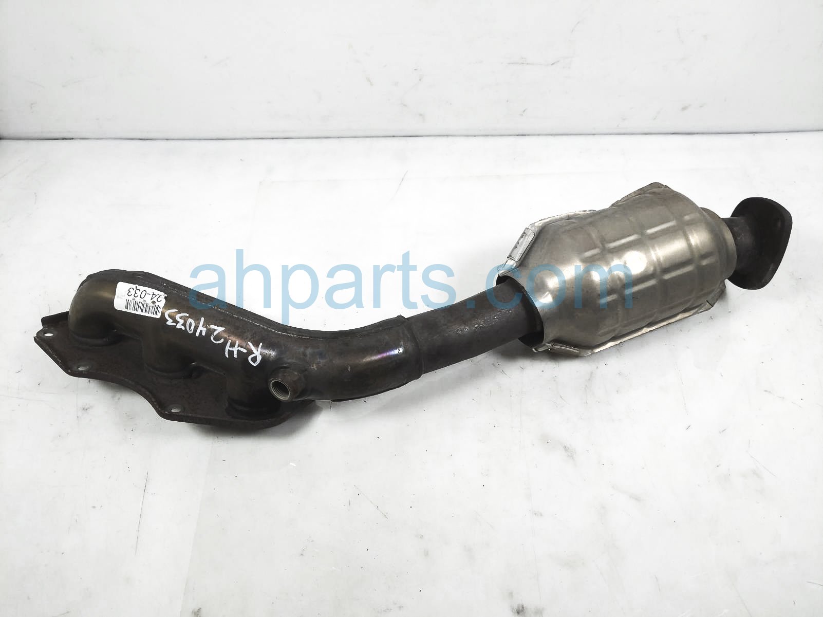 $299 Lexus RH EXHAUST MANIFOLD $299 Lexus RH EXHAUST MANIFOLD