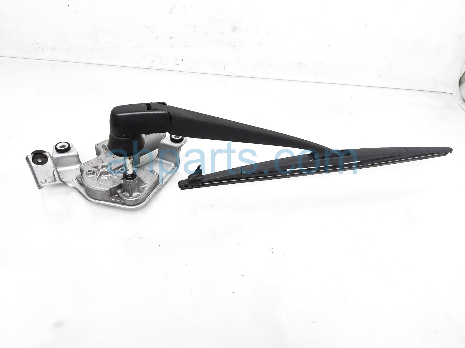 $30 Honda REAR WIPER MOTOR ASSY $30 Honda REAR WIPER MOTOR ASSY