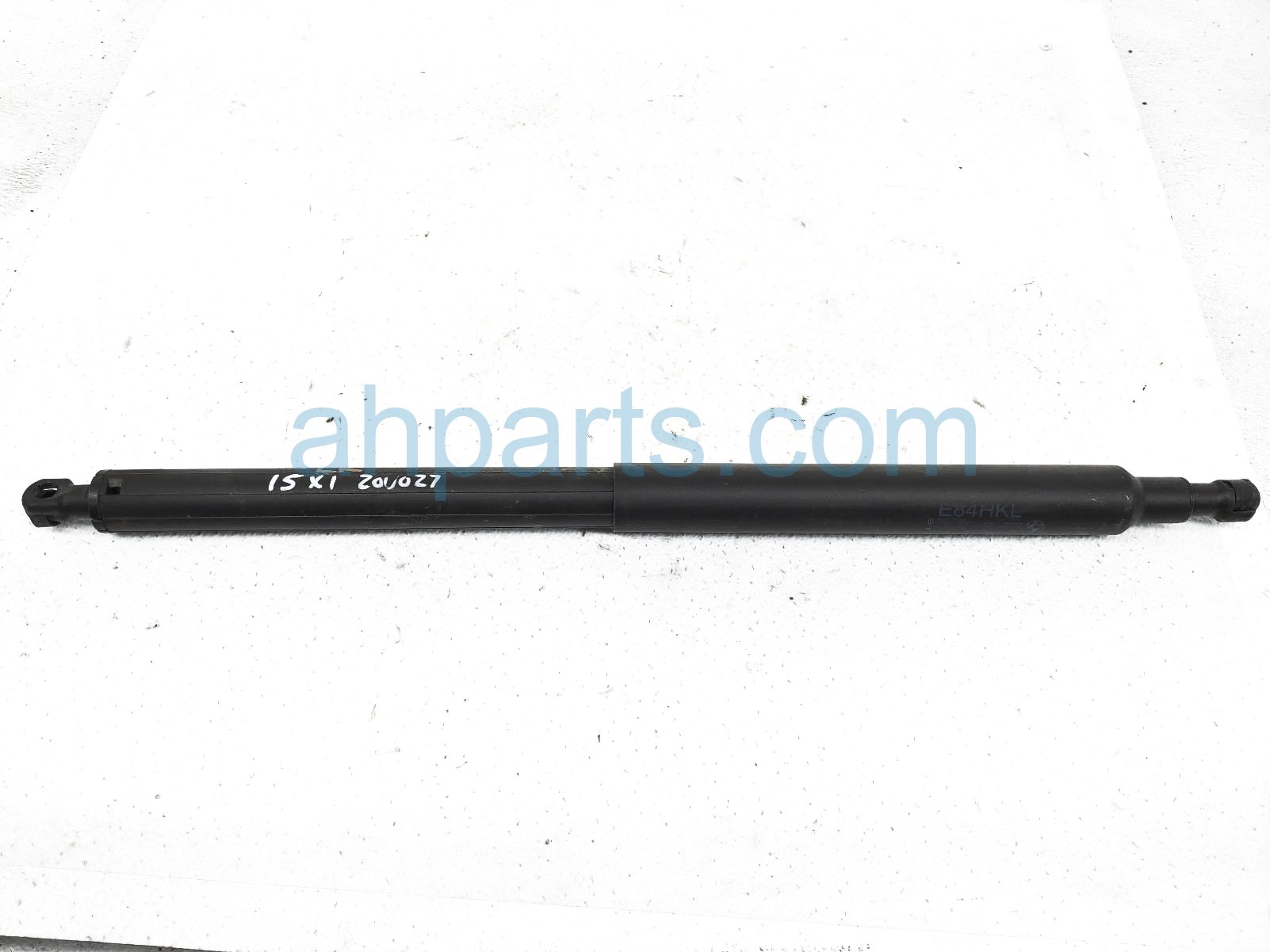 $35 BMW RR/LH TRUNK LIFT CYLINDER $35 BMW RR/LH TRUNK LIFT CYLINDER