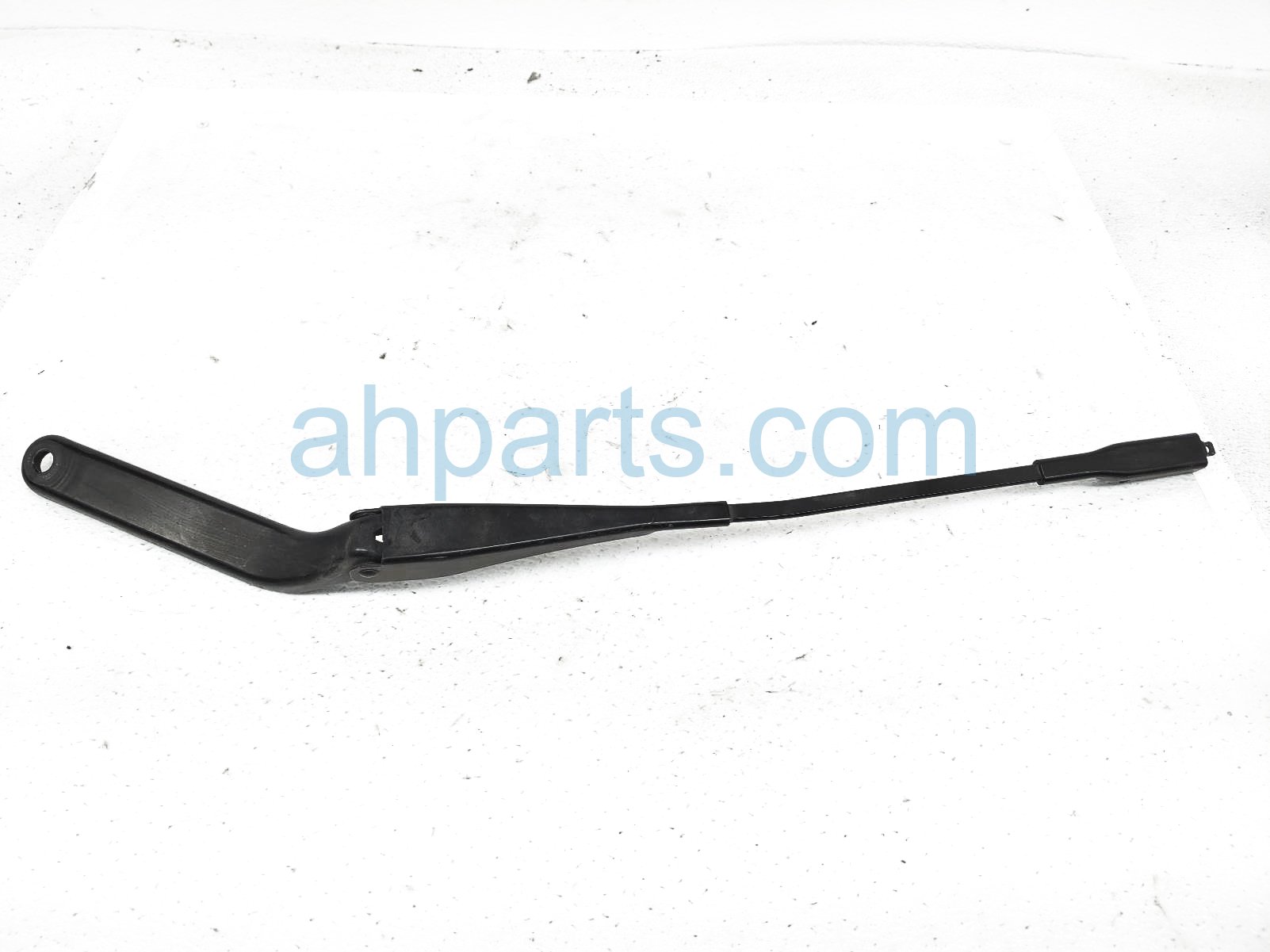 $20 BMW LH WINDSHIELD WIPER ARM $20 BMW LH WINDSHIELD WIPER ARM
