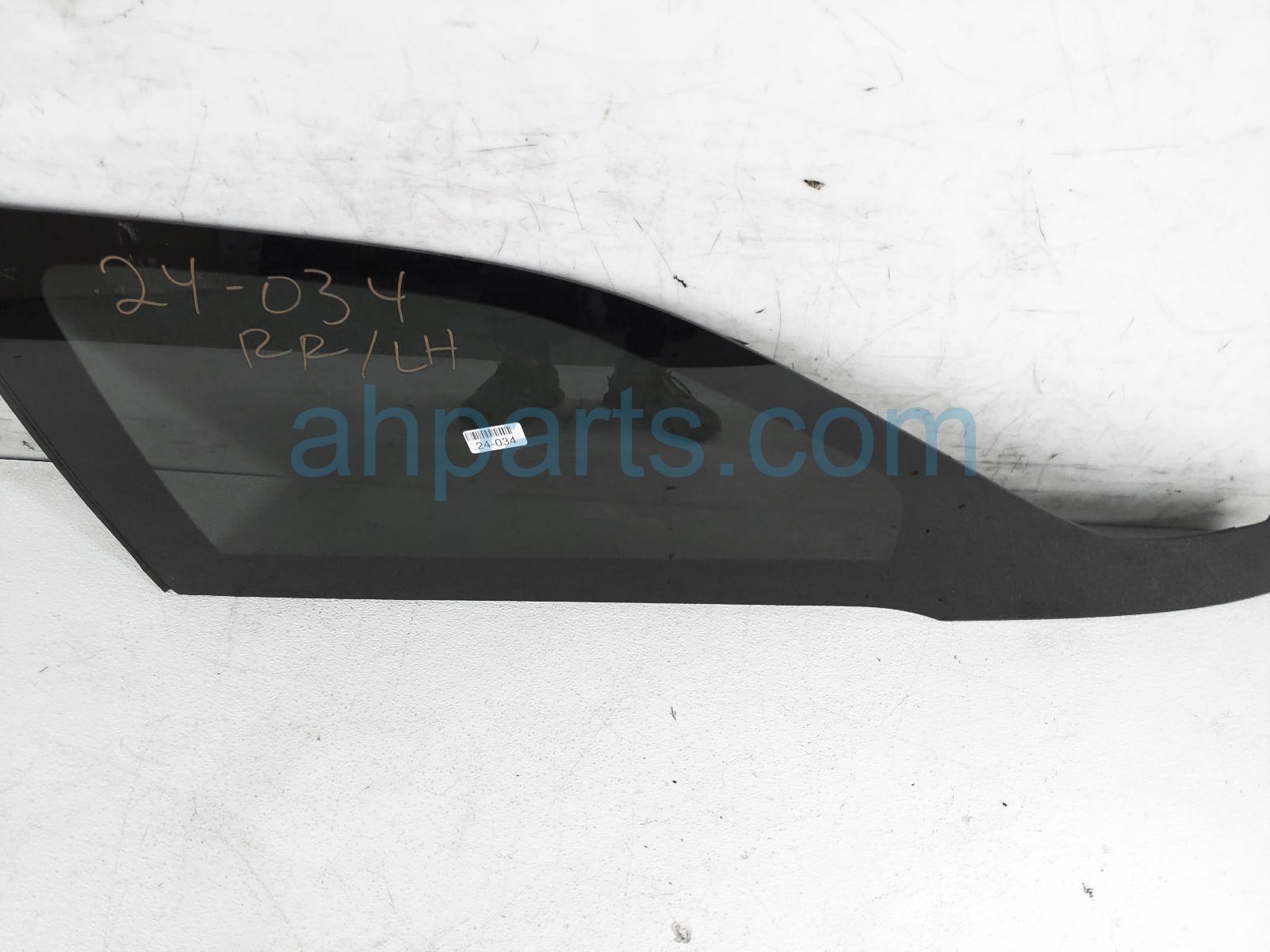 $149 Honda LH QUARTER WINDOW GLASS $149 Honda LH QUARTER WINDOW GLASS