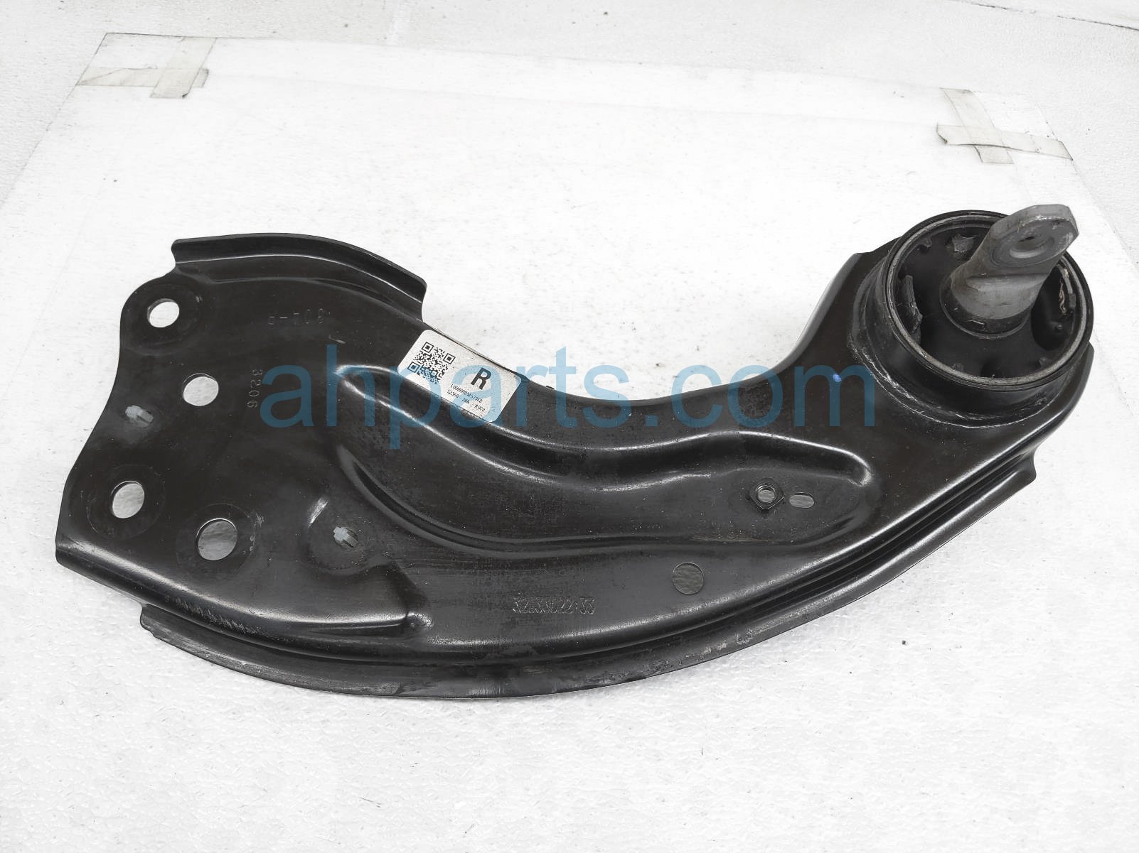 $75 Honda RR/RH TRAILING CONTROL ARM $75 Honda RR/RH TRAILING CONTROL ARM