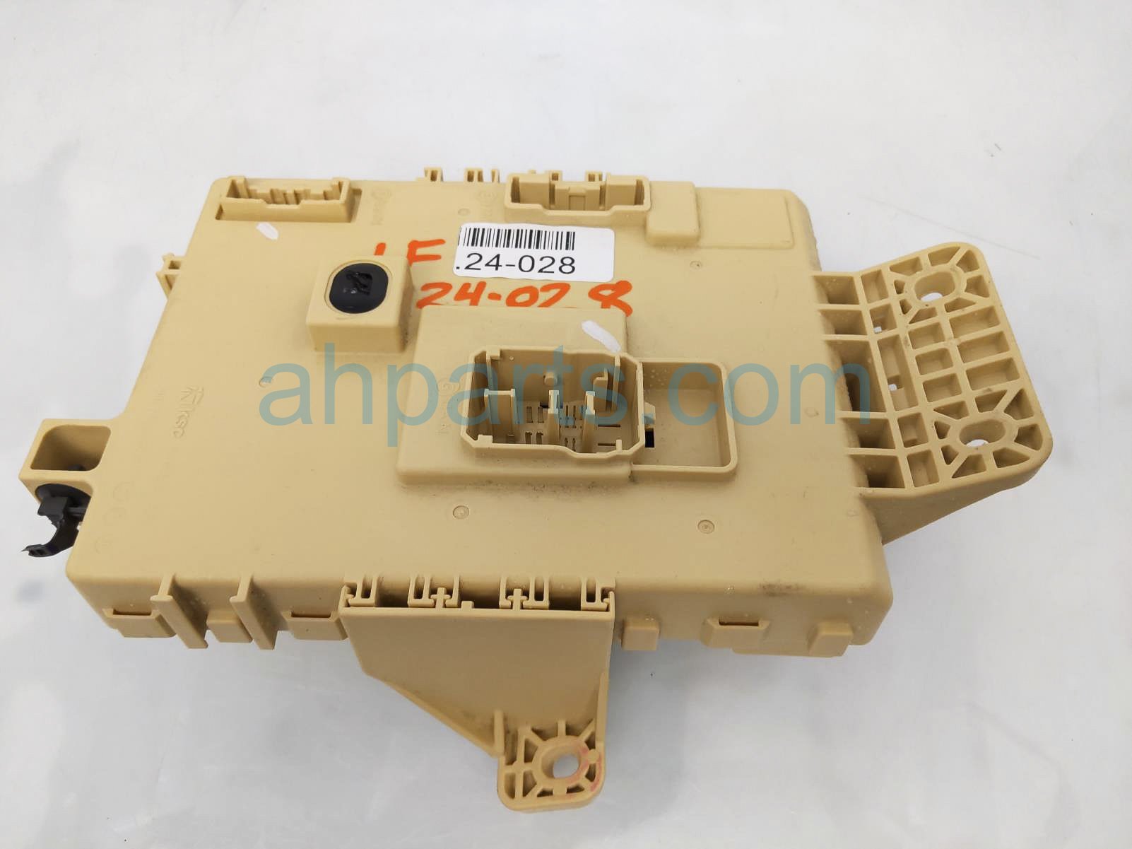 $145 Kia LH JUNCTION FUSE BOX ASSY $145 Kia LH JUNCTION FUSE BOX ASSY