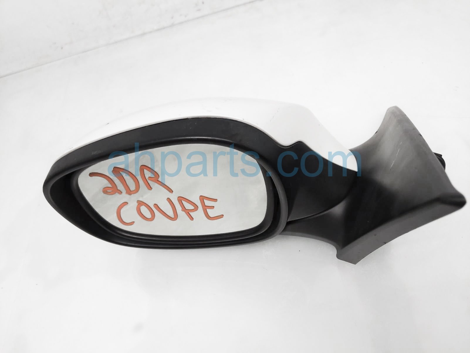 $65 BMW LH SIDE VIEW MIRROR - WHITE $65 BMW LH SIDE VIEW MIRROR - WHITE