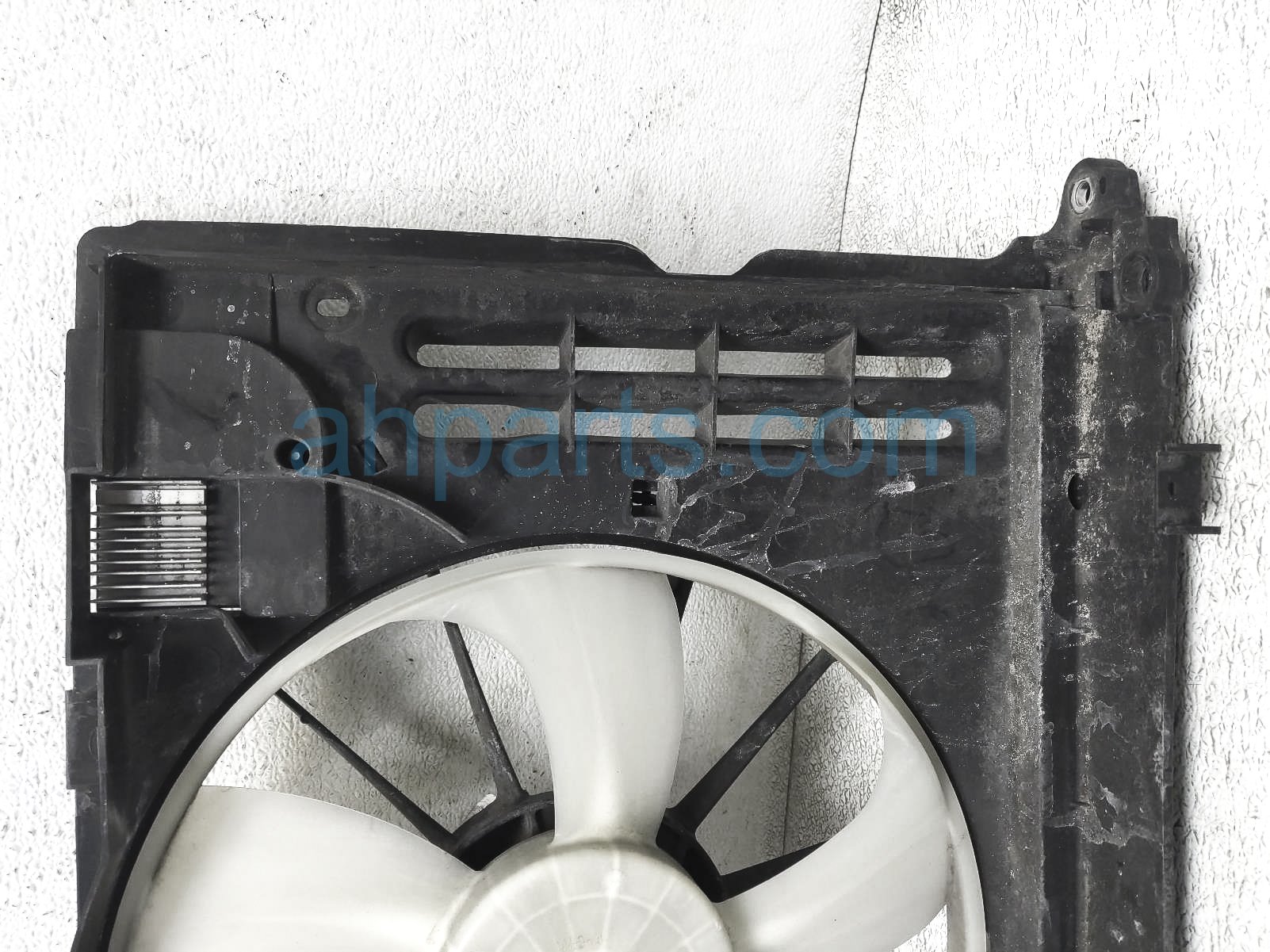 $124 Toyota RADIATOR FAN ASSEMBLY $124 Toyota RADIATOR FAN ASSEMBLY