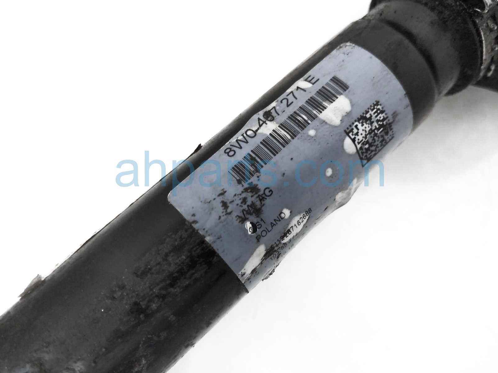Sold 2017 Audi A4 Audi Front Driver Cv Axle Drive Shaft - 2.0l Fwd
