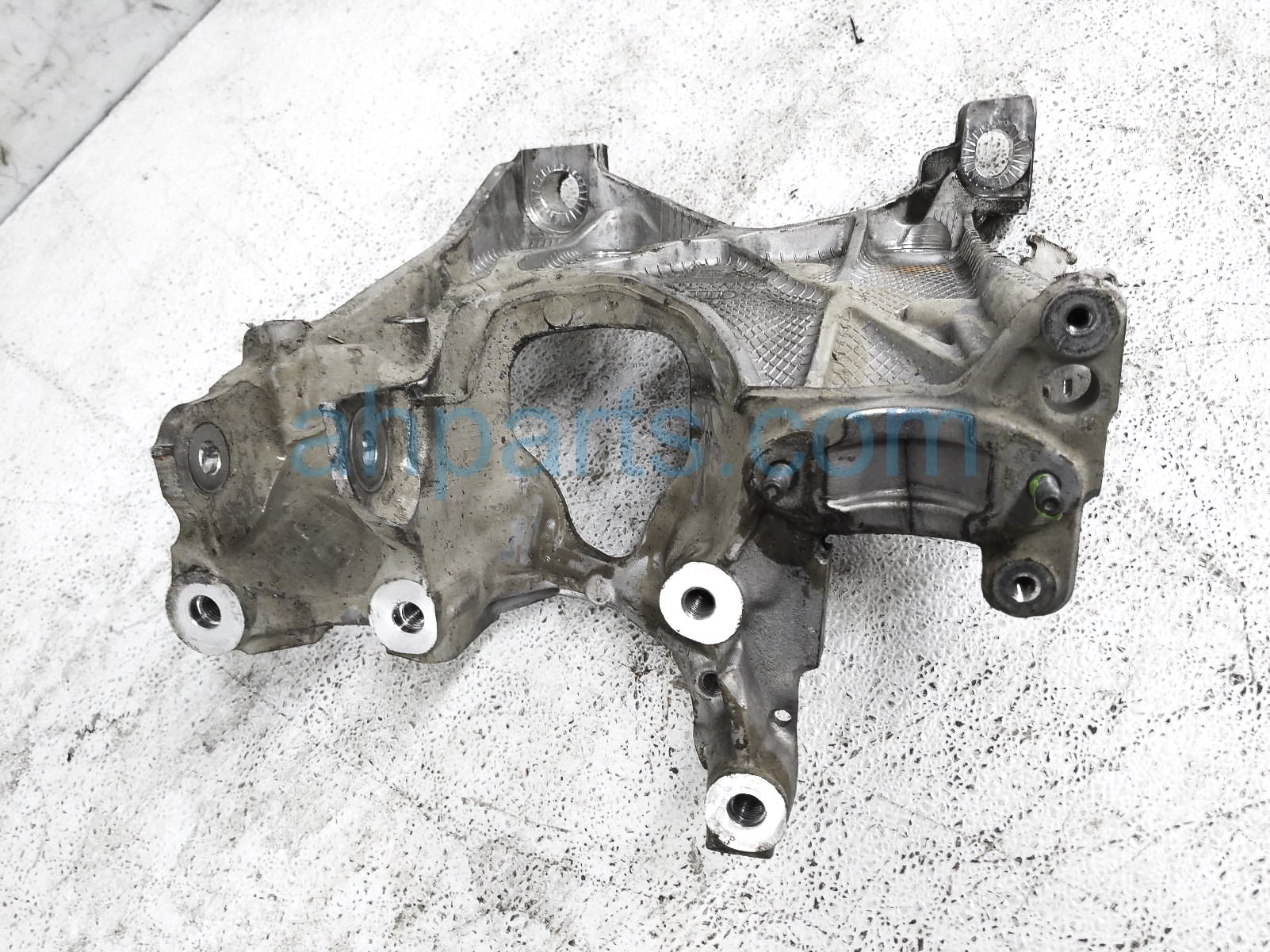 $75 Audi RH SIDE SUB FRAME MOUNT BRACKET $75 Audi RH SIDE SUB FRAME MOUNT BRACKET